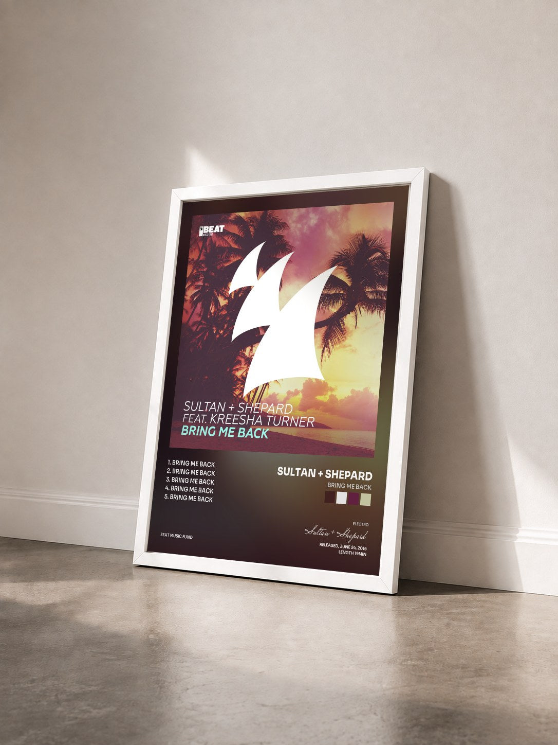 #blanc Tableau de l'album Bring Me Back de Sultan + Shepard vu de trois quarts, cadre blanc