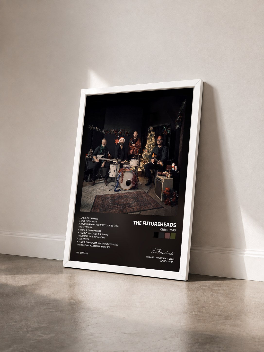 #blanc Tableau de l'album Christmas de The Futureheads vu de trois quarts, cadre blanc