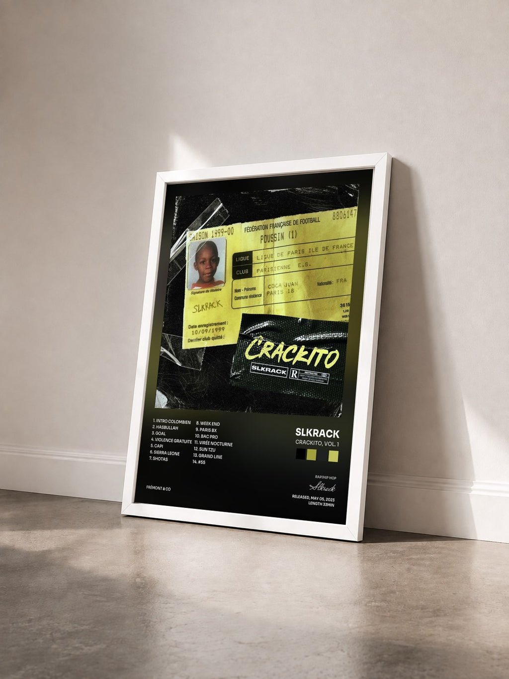 #blanc Tableau de l'album Crackito, vol. 1 de Slkrack vu de trois quarts, cadre blanc