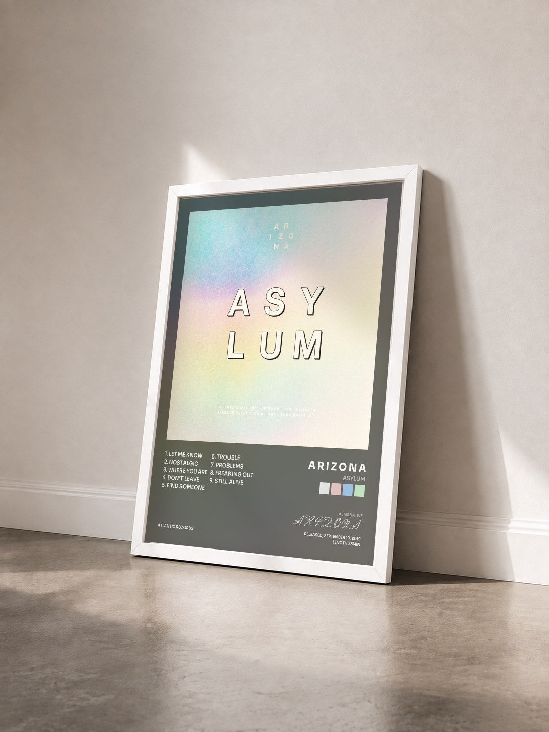 #blanc Tableau de l'album ASYLUM de A R I Z O N A vu de trois quarts, cadre blanc