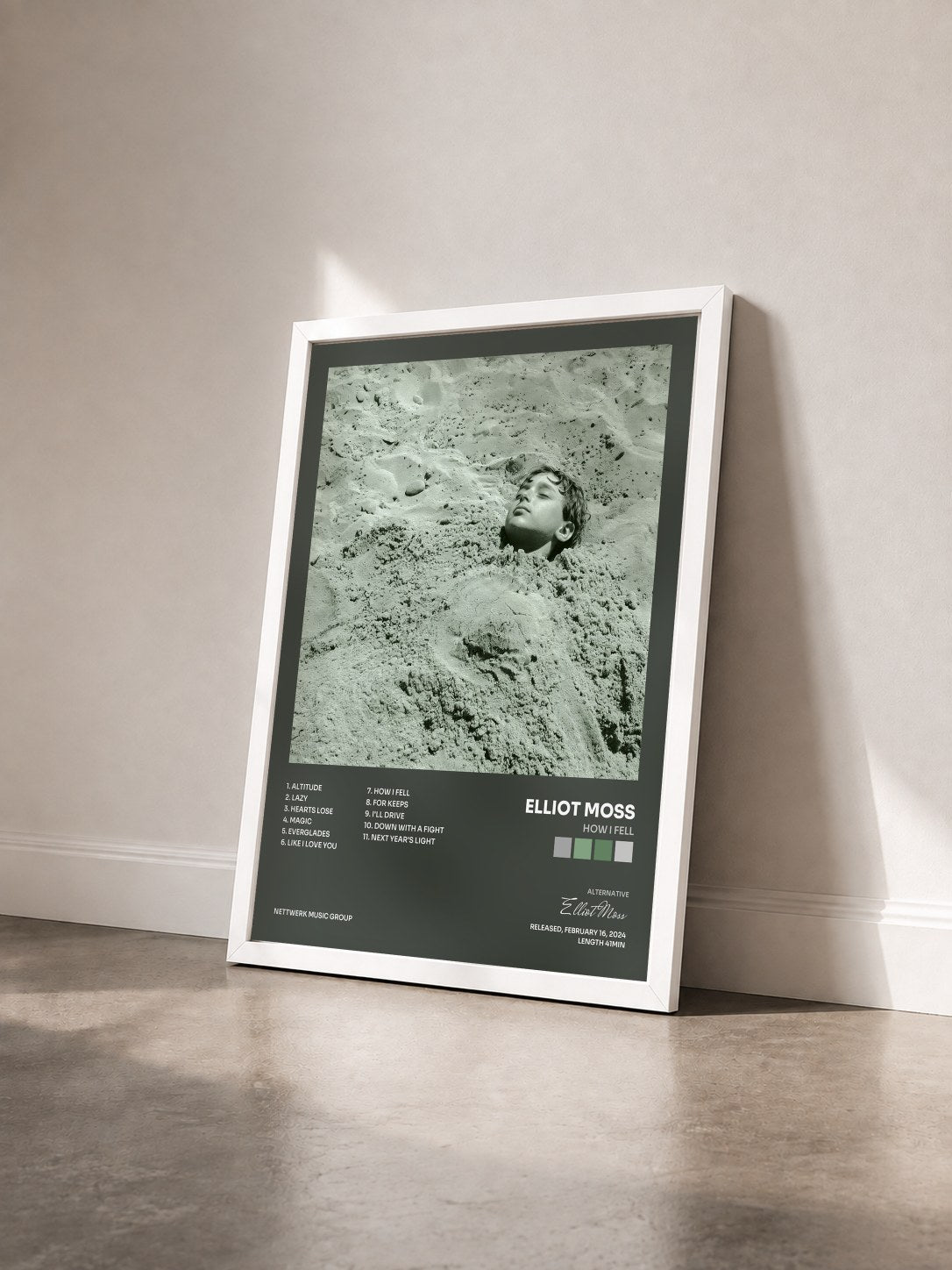 #blanc Tableau de l'album How I Fell de Elliot Moss vu de trois quarts, cadre blanc