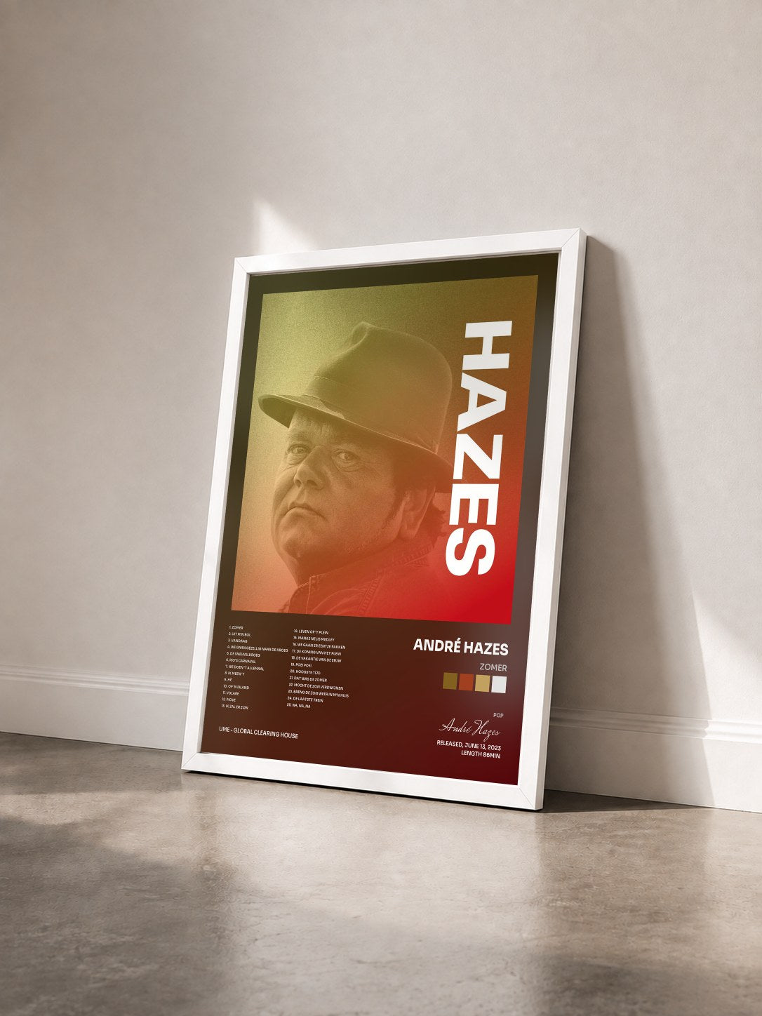 #blanc Tableau de l'album Zomer de André Hazes vu de trois quarts, cadre blanc