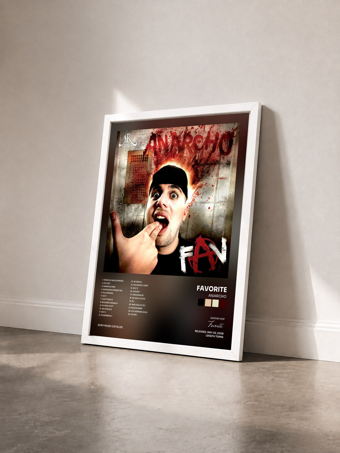 #blanc Tableau de l'album Anarcho de Favorite vu de trois quarts, cadre blanc