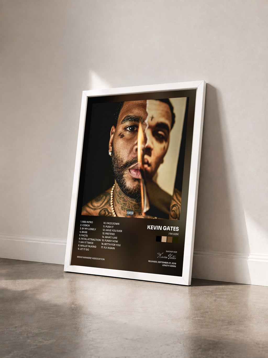 #blanc Tableau de l'album I'm Him de Kevin Gates vu de trois quarts, cadre blanc