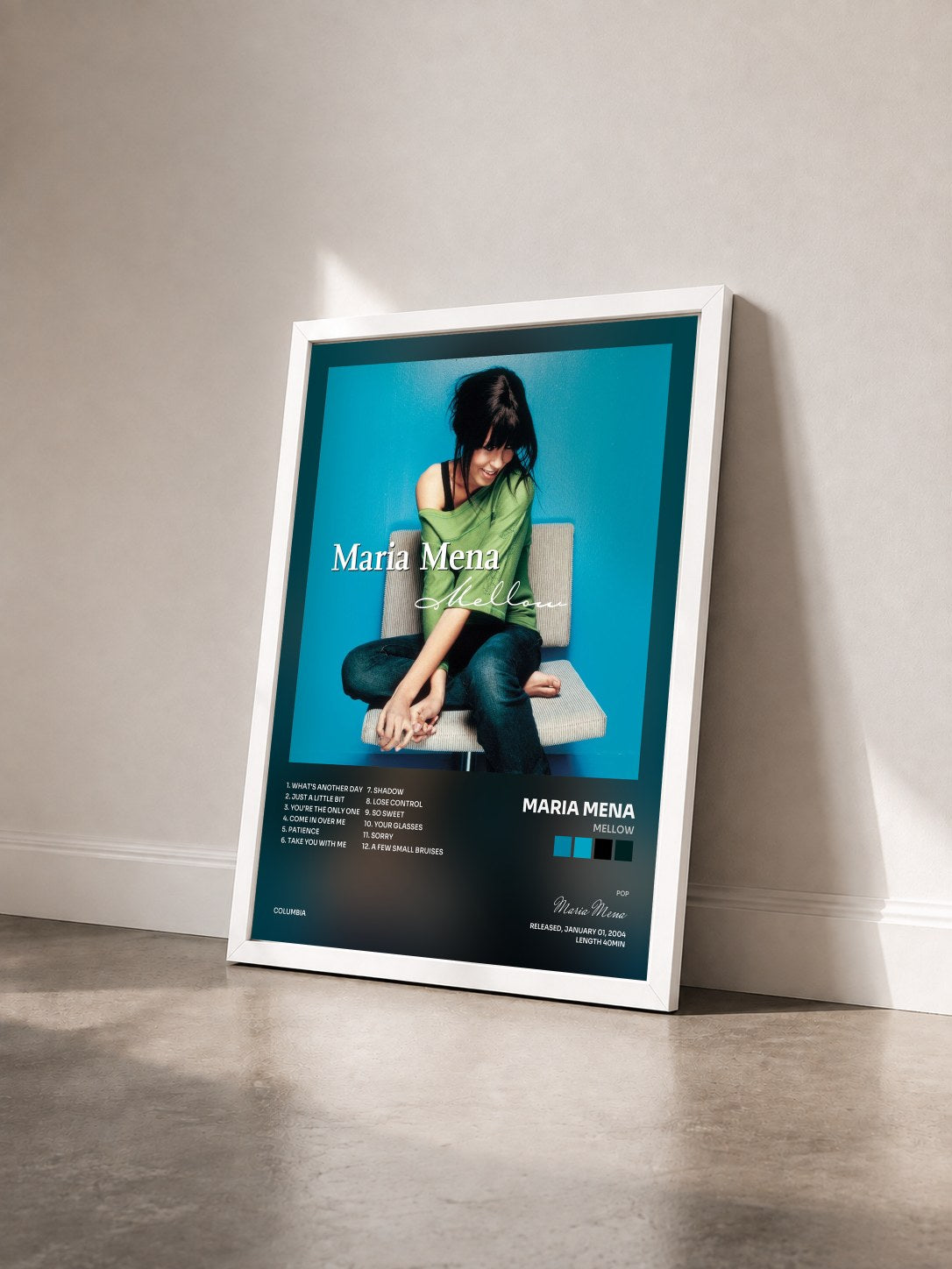 #blanc Tableau de l'album Mellow de Maria Mena vu de trois quarts, cadre blanc