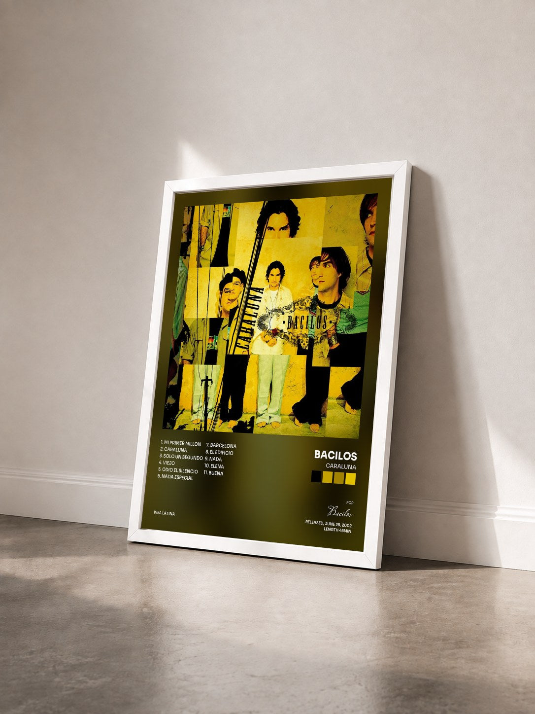 #blanc Tableau de l'album Caraluna de Bacilos vu de trois quarts, cadre blanc