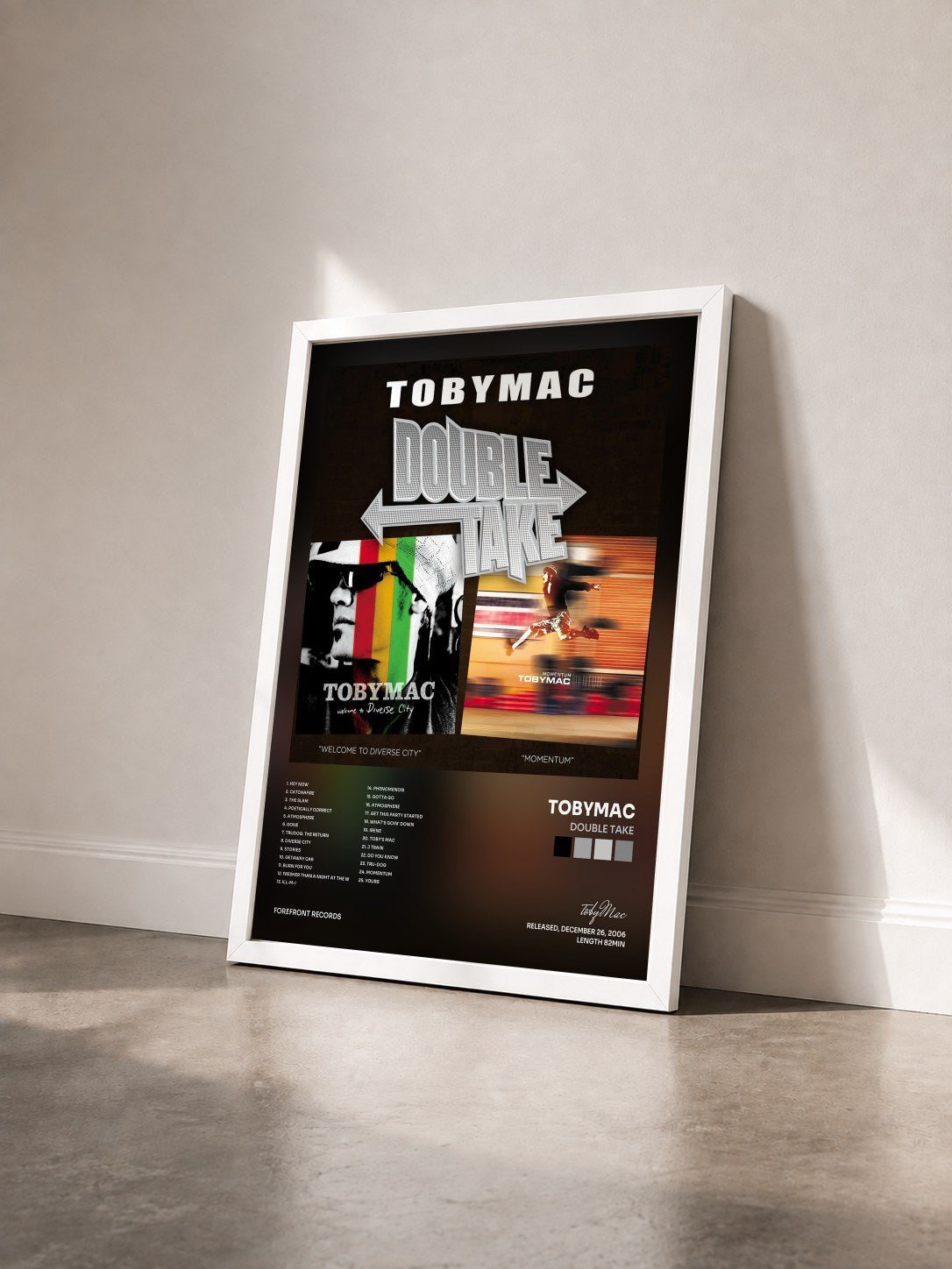 #blanc Tableau de l'album Double Take de tobyMac vu de trois quarts, cadre blanc