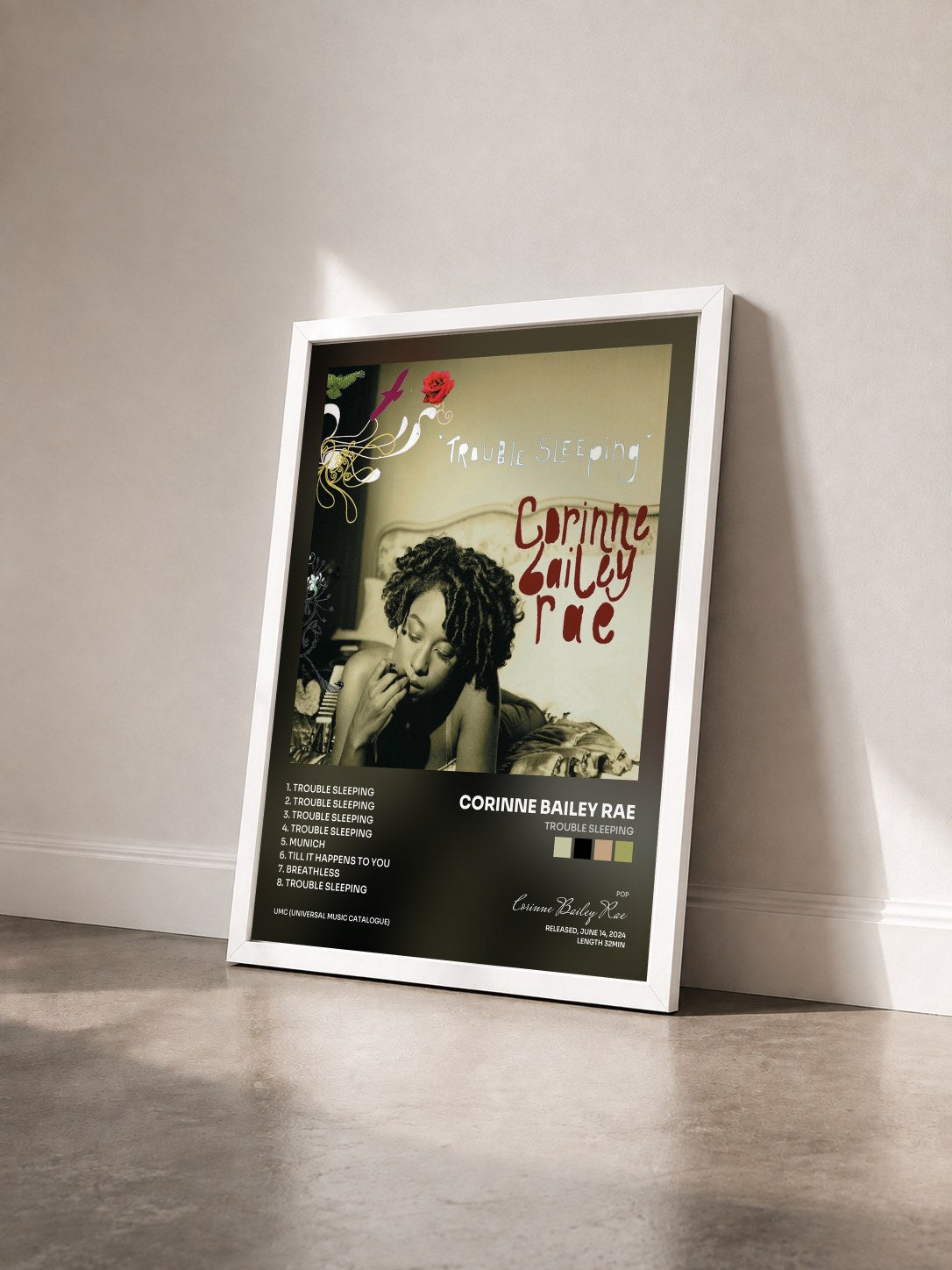 #blanc Tableau de l'album Trouble Sleeping de Corinne Bailey Rae vu de trois quarts, cadre blanc