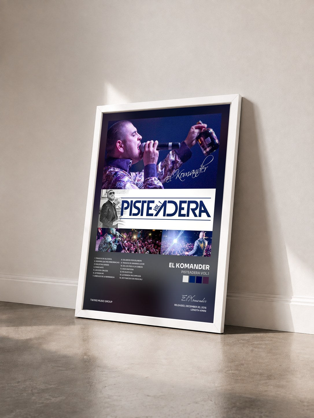 #blanc Tableau de l'album Pisteadera Vol.1 de El Komander vu de trois quarts, cadre blanc