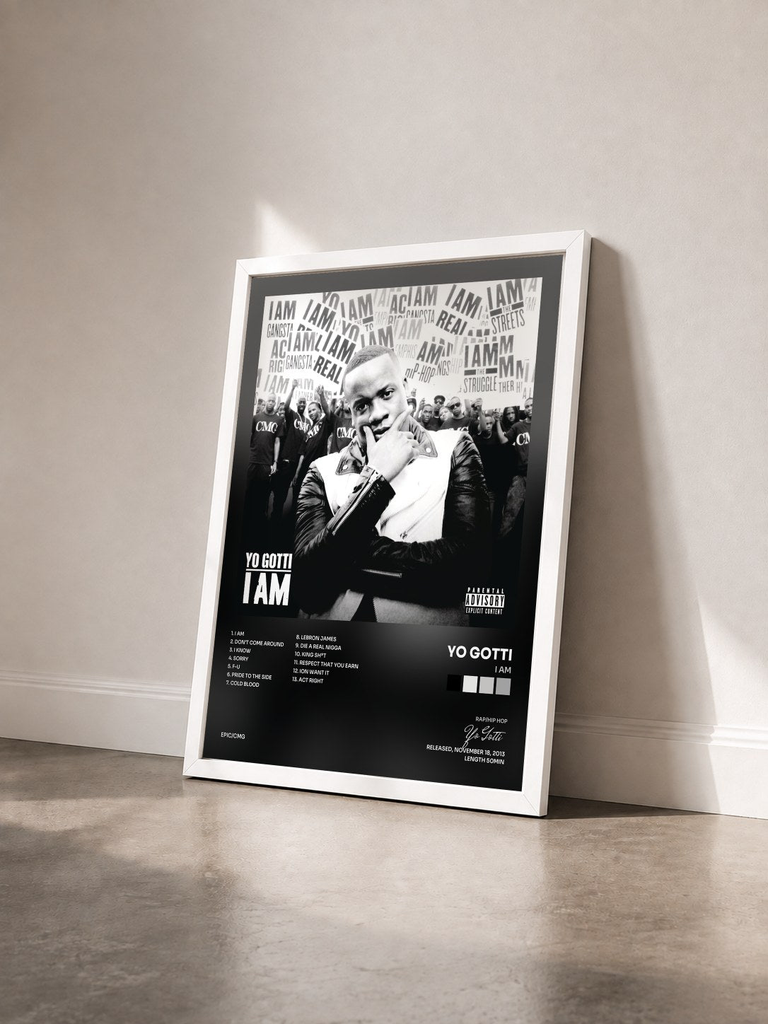 #blanc Tableau de l'album I Am de Yo Gotti vu de trois quarts, cadre blanc
