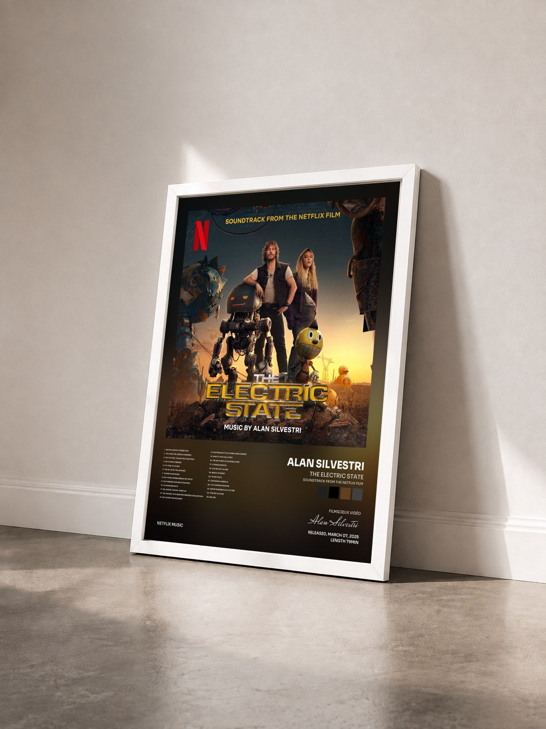 #blanc Tableau de l'album The Electric State (Soundtrack from the Netflix Film) de Alan Silvestri vu de trois quarts, cadre blanc