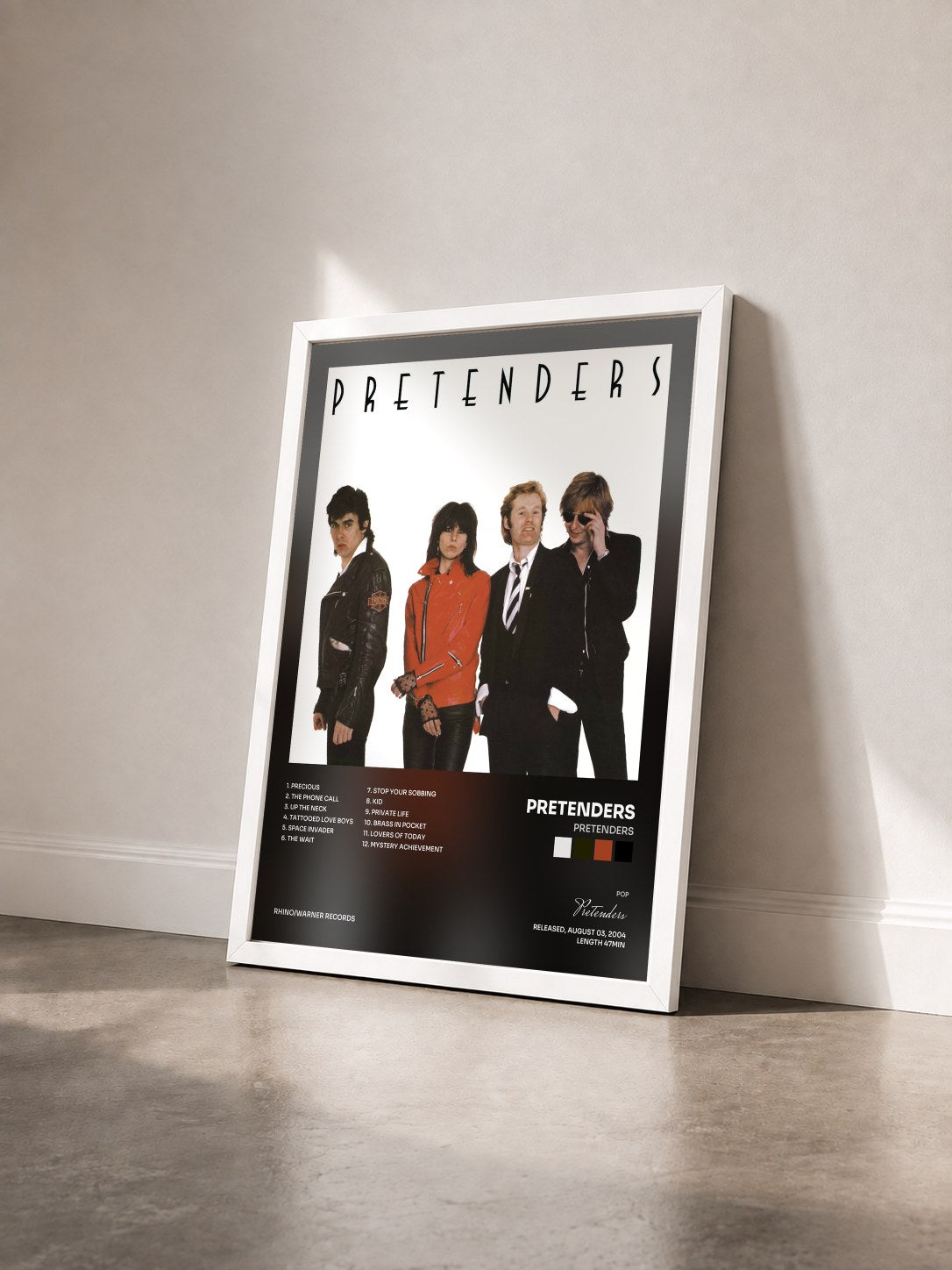 #blanc Tableau de l'album Pretenders de Pretenders vu de trois quarts, cadre blanc