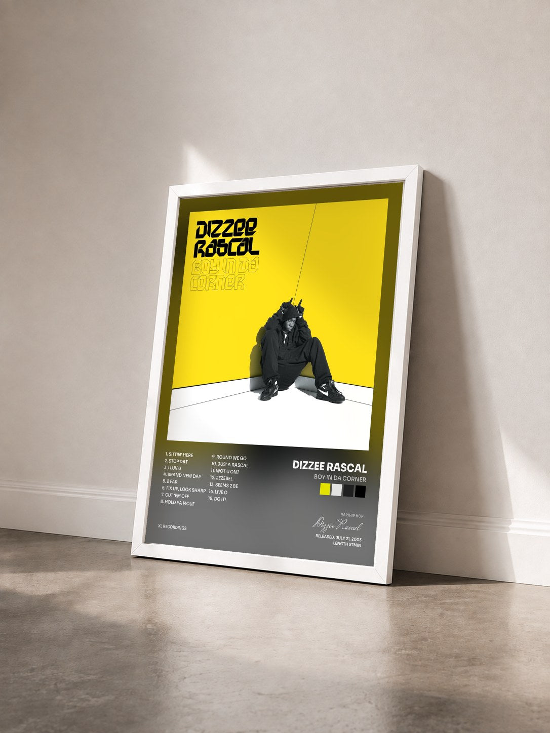 #blanc Tableau de l'album Boy In Da Corner de Dizzee Rascal vu de trois quarts, cadre blanc