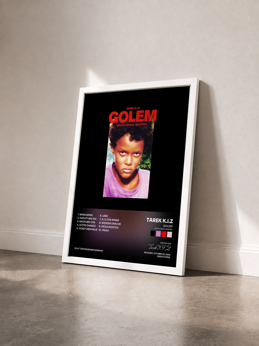 #blanc Tableau de l'album Golem (Ralph Heidel Rework) de Tarek K.I.Z vu de trois quarts, cadre blanc