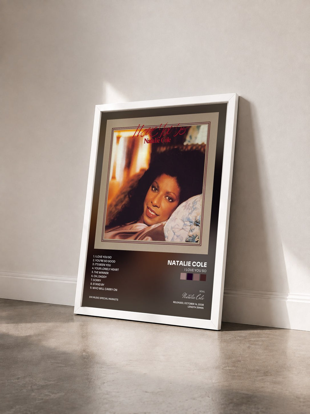 #blanc Tableau de l'album I Love You So de Natalie Cole vu de trois quarts, cadre blanc