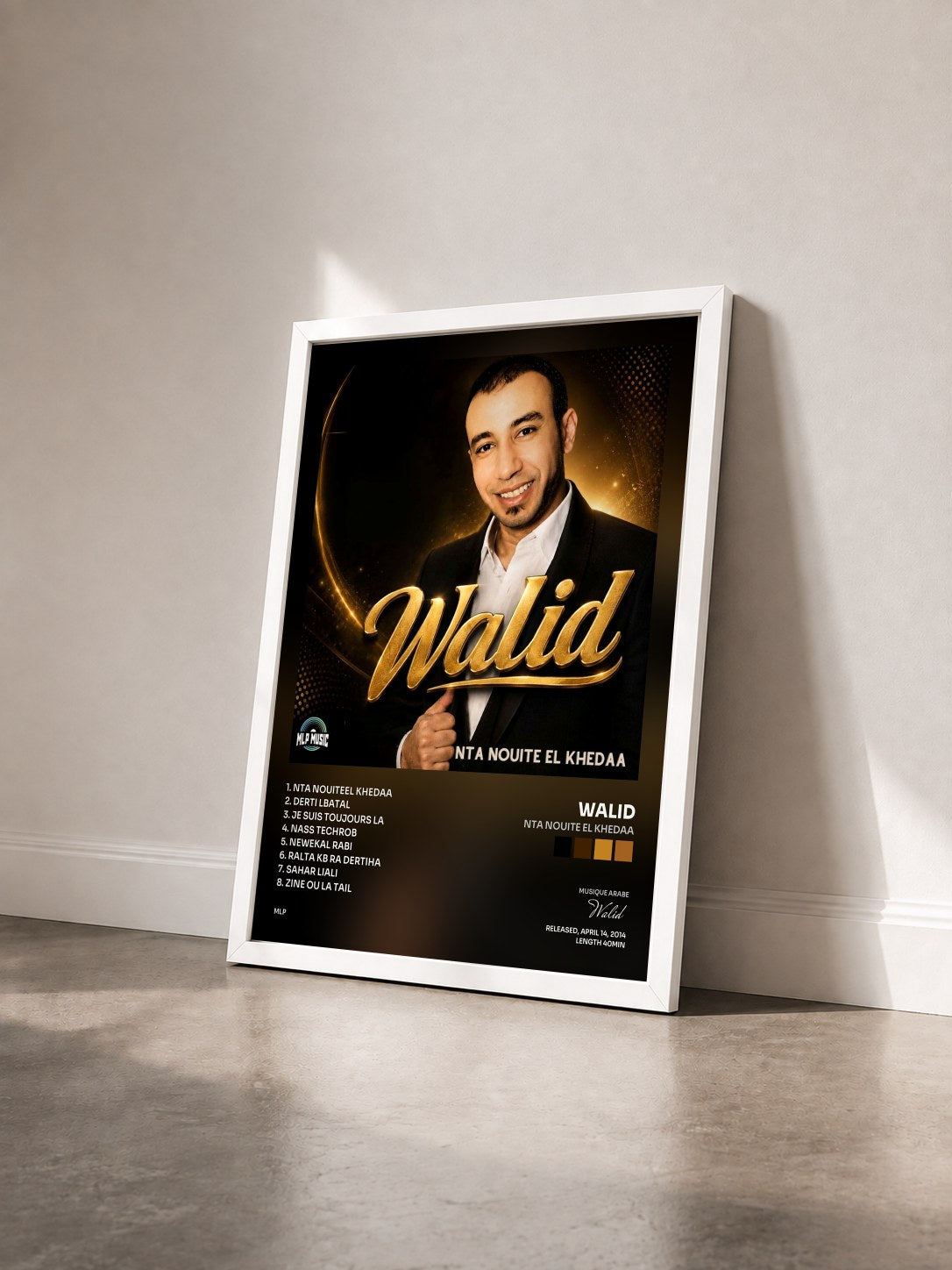 #blanc Tableau de l'album Nta nouite el khedaa de Walid vu de trois quarts, cadre blanc