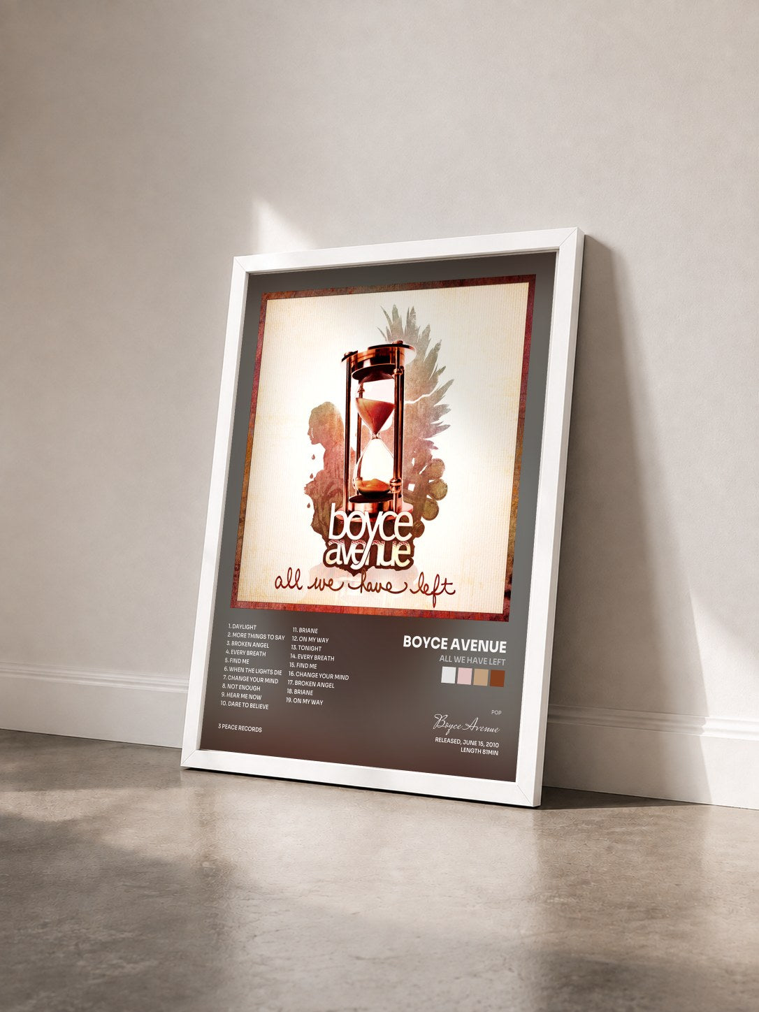 #blanc Tableau de l'album All We Have Left de Boyce Avenue vu de trois quarts, cadre blanc