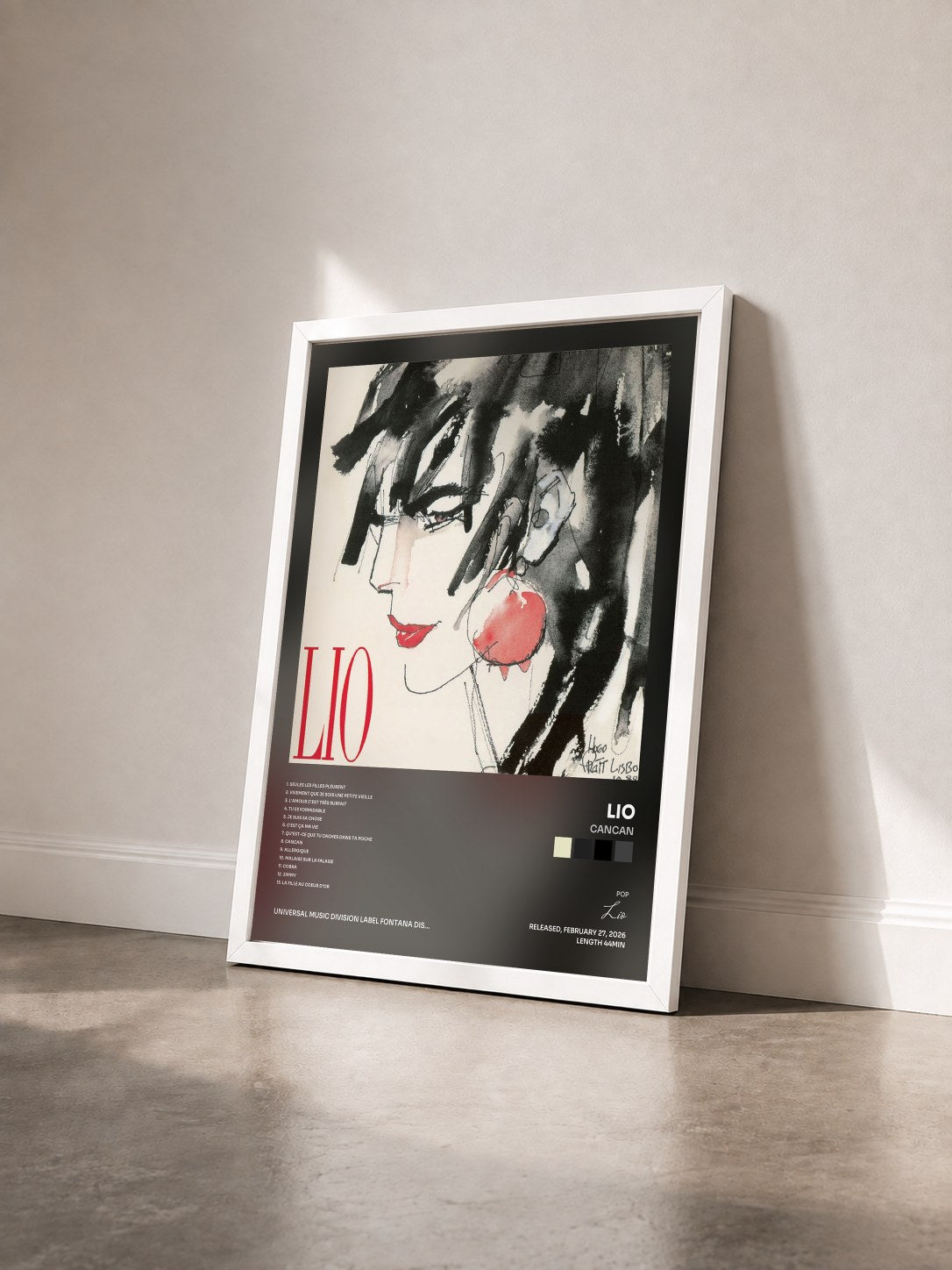 #blanc Tableau de l'album Cancan de Lio vu de trois quarts, cadre blanc