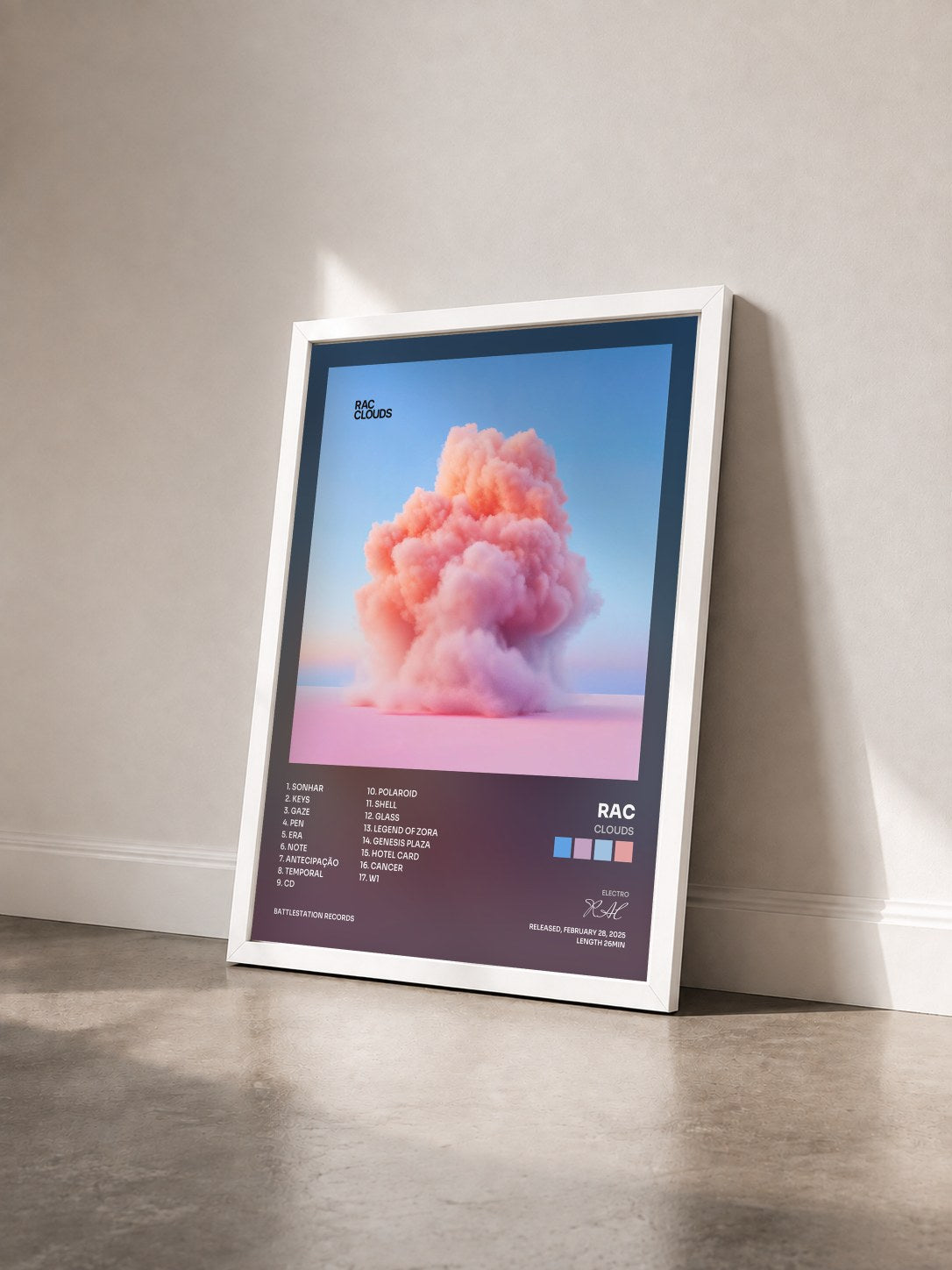 #blanc Tableau de l'album CLOUDS de RAC vu de trois quarts, cadre blanc