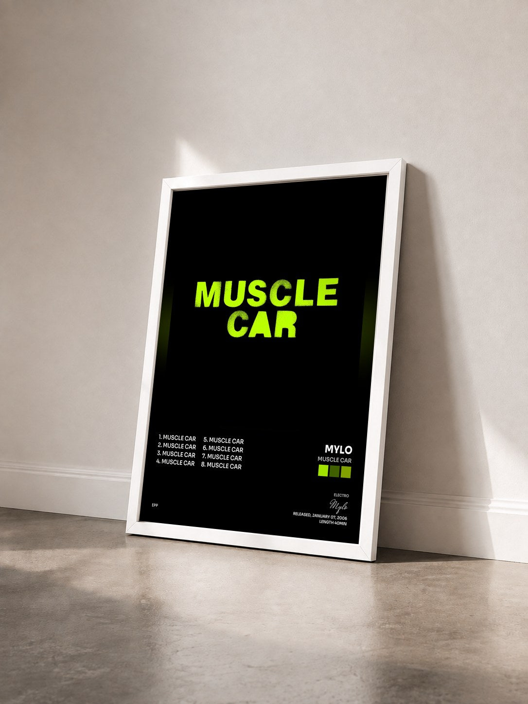 #blanc Tableau de l'album Muscle Car de Mylo vu de trois quarts, cadre blanc