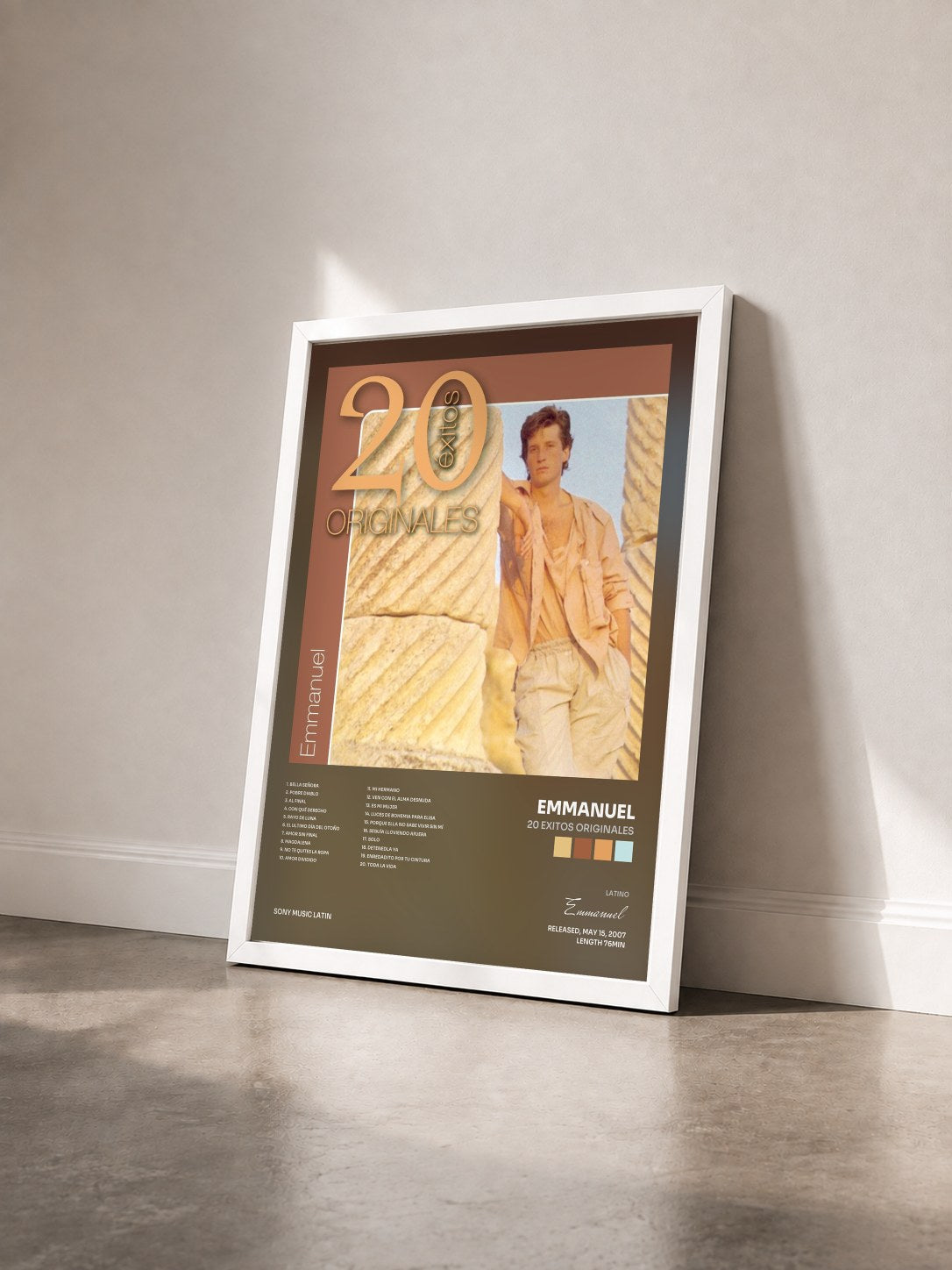 #blanc Tableau de l'album 20 Exitos Originales de Emmanuel vu de trois quarts, cadre blanc