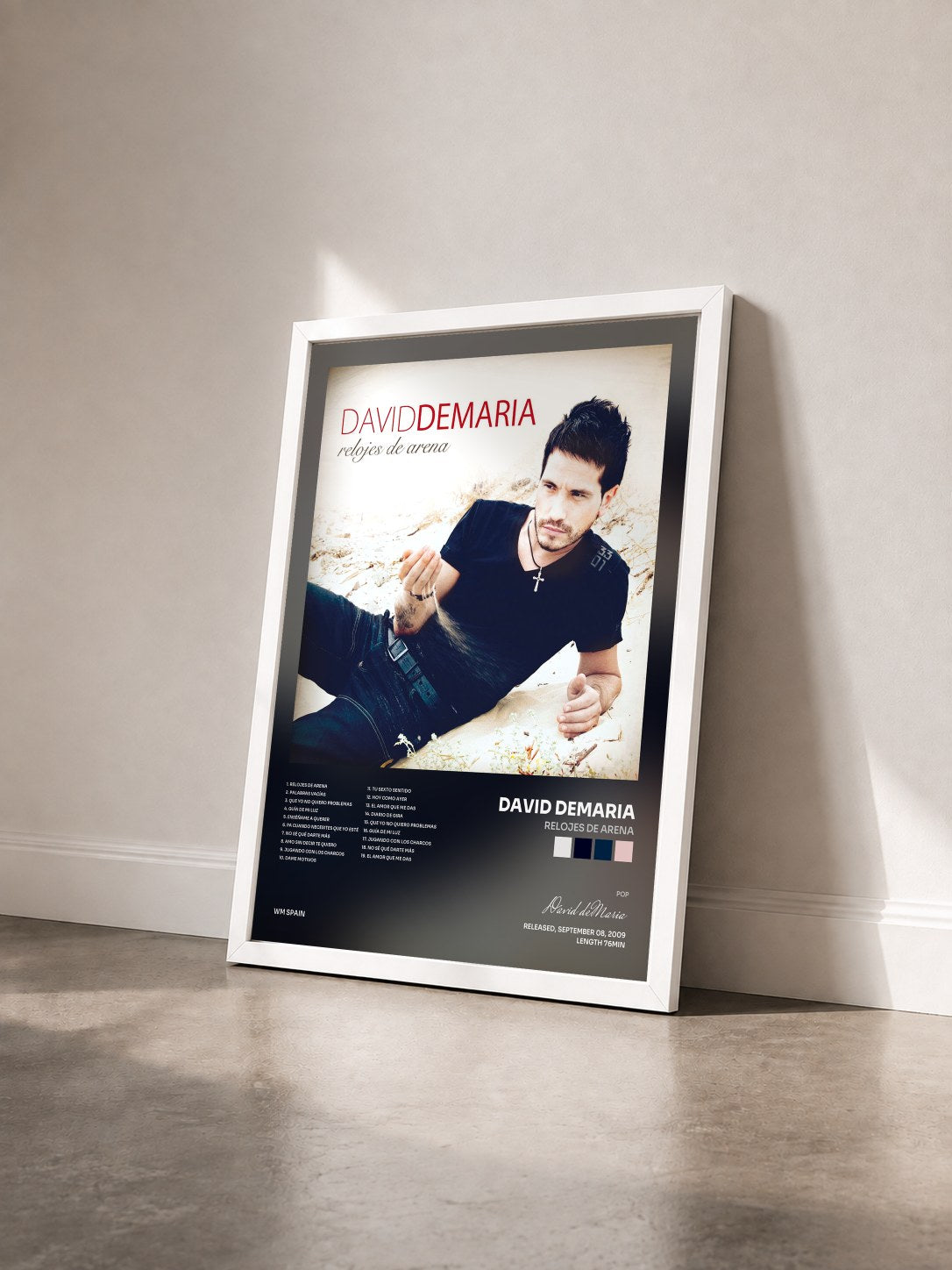 #blanc Tableau de l'album Relojes de arena de David deMaria vu de trois quarts, cadre blanc