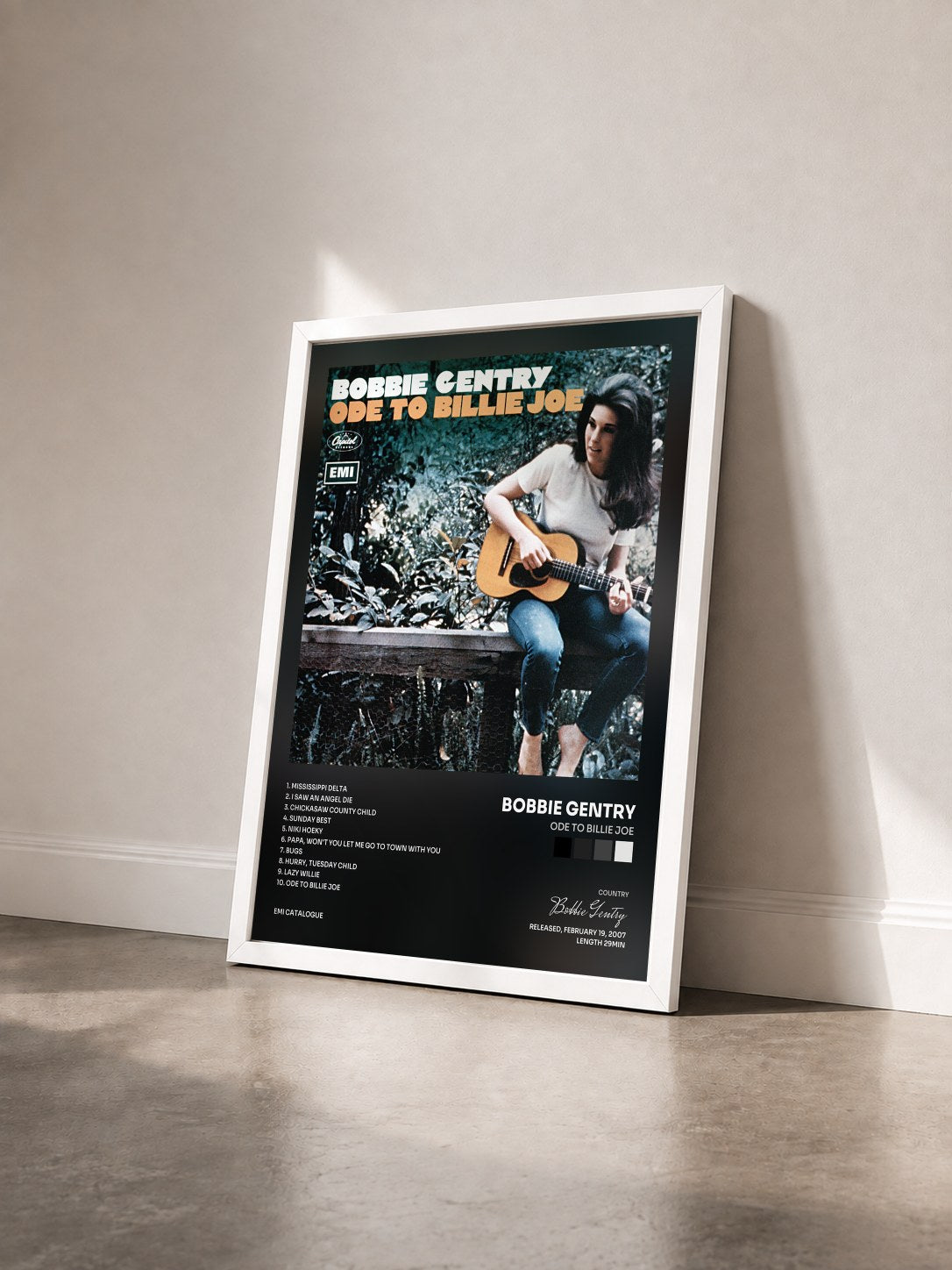#blanc Tableau de l'album Ode To Billie Joe de Bobbie Gentry vu de trois quarts, cadre blanc