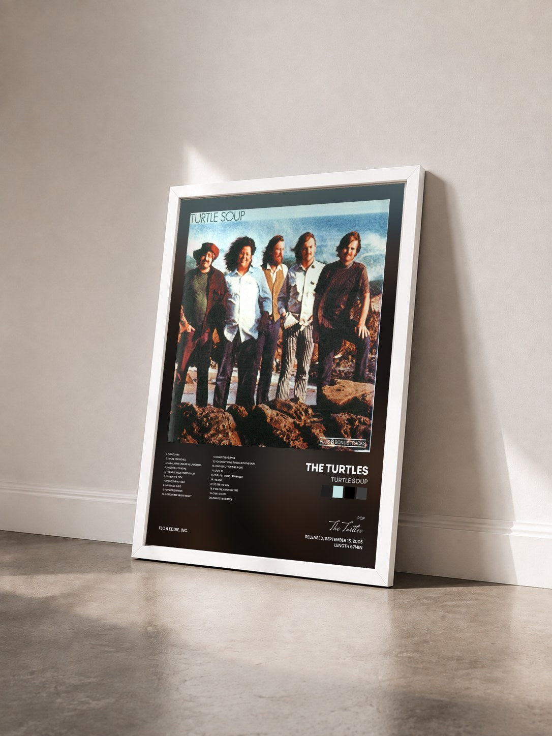 #blanc Tableau de l'album Turtle Soup de The Turtles vu de trois quarts, cadre blanc