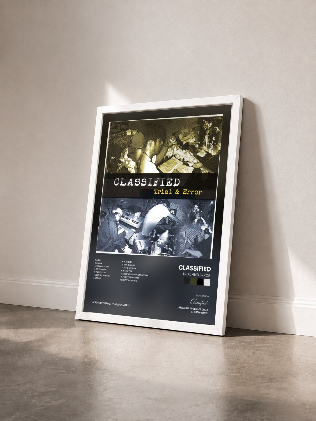 #blanc Tableau de l'album Trial and Error de Classified vu de trois quarts, cadre blanc