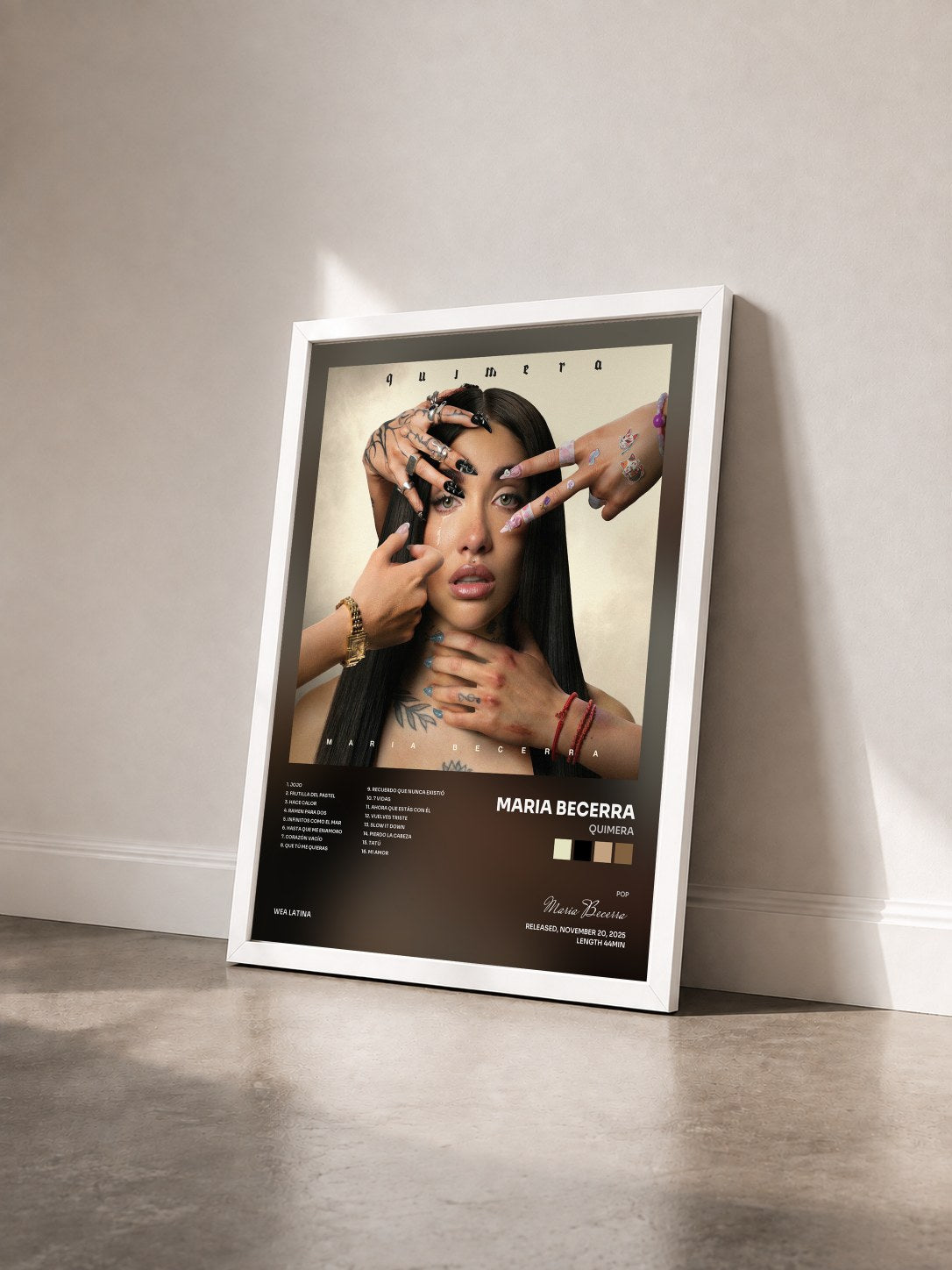 #blanc Tableau de l'album QUIMERA de Maria Becerra vu de trois quarts, cadre blanc