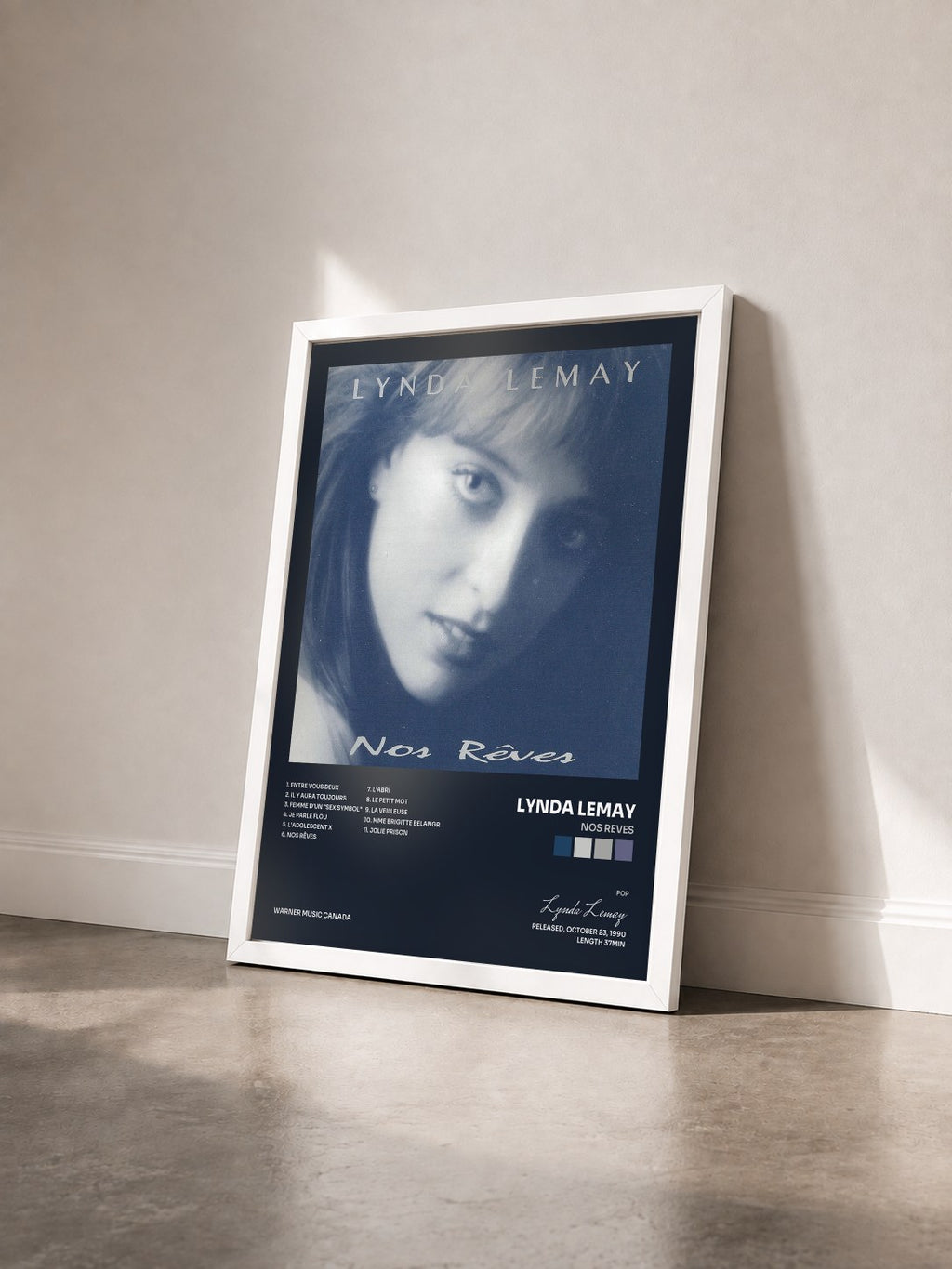 #blanc Tableau de l'album Nos Reves de Lynda Lemay vu de trois quarts, cadre blanc