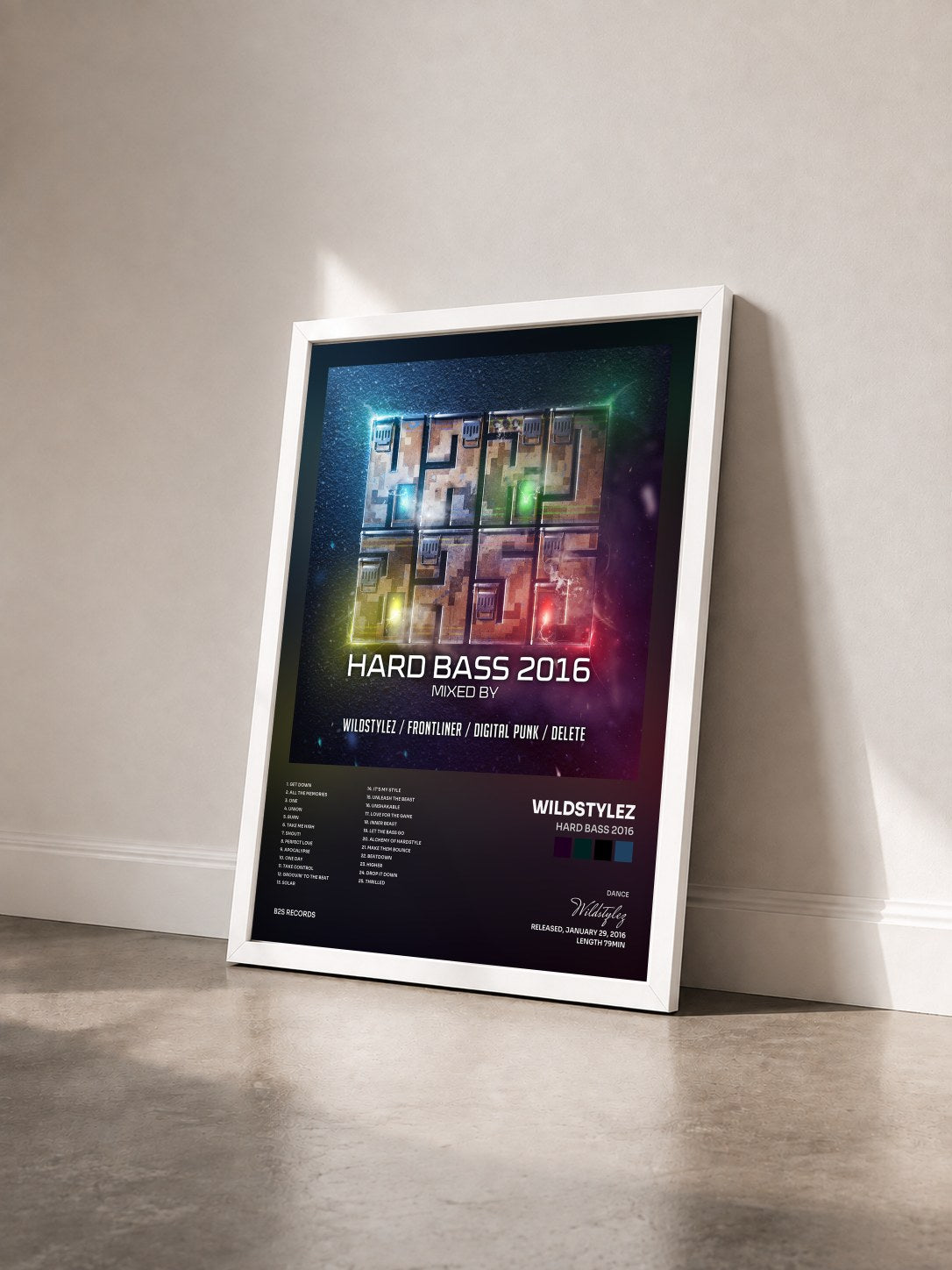 #blanc Tableau de l'album Hard Bass 2016 de Wildstylez vu de trois quarts, cadre blanc