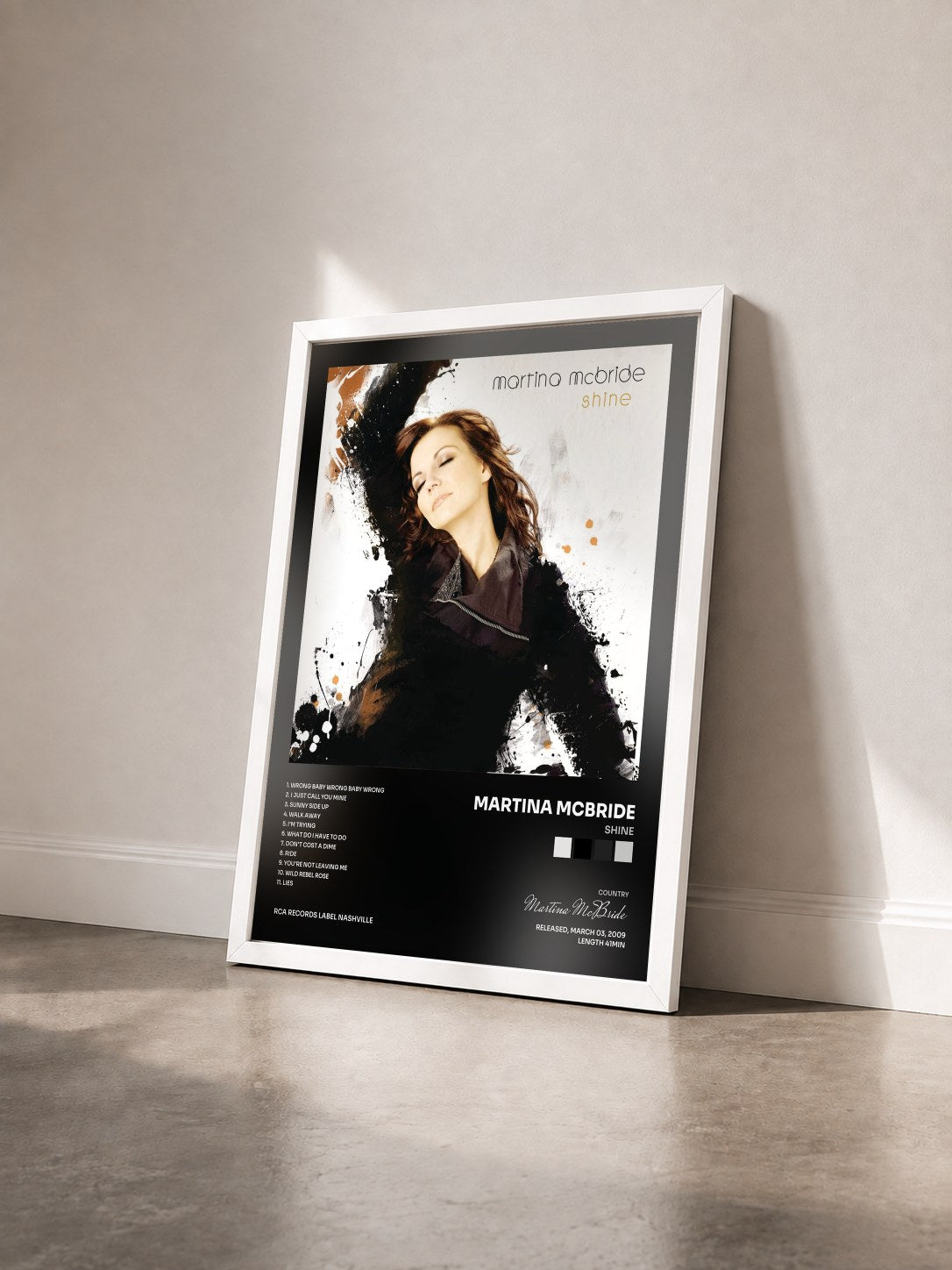 #blanc Tableau de l'album Shine de Martina McBride vu de trois quarts, cadre blanc