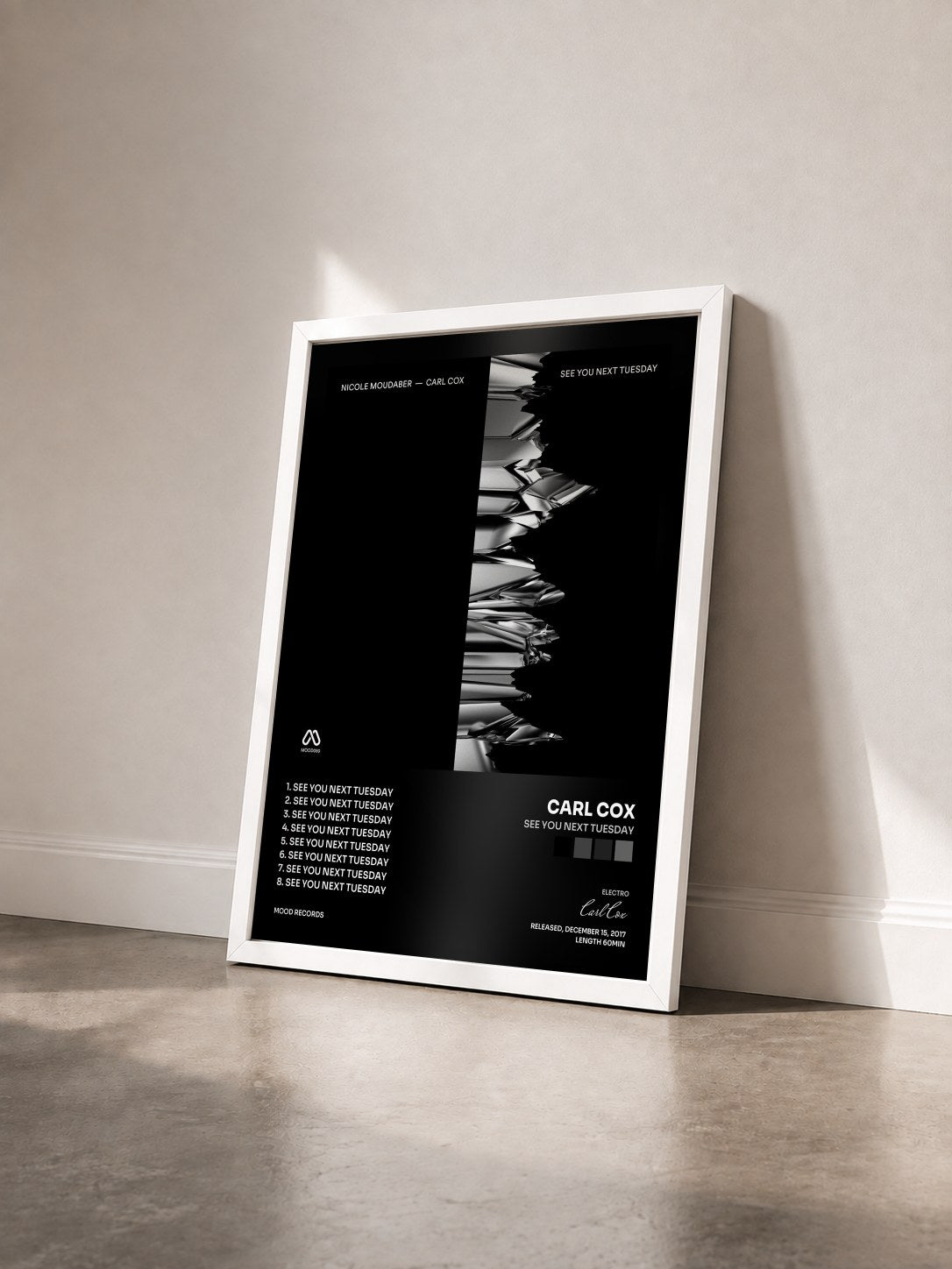 #blanc Tableau de l'album See You Next Tuesday de Carl Cox vu de trois quarts, cadre blanc