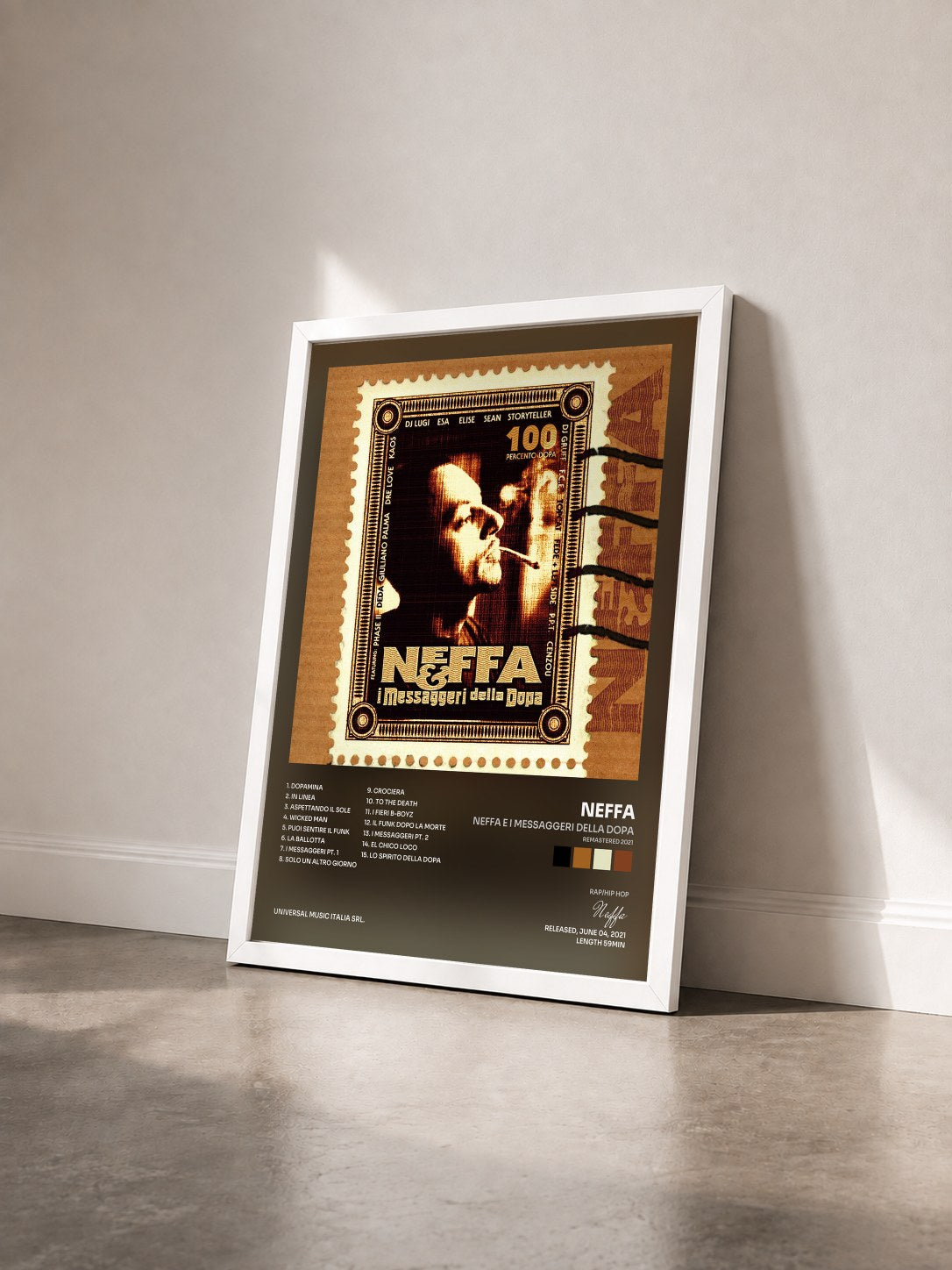#blanc Tableau de l'album Neffa E I Messaggeri Della Dopa (Remastered 2021) de Neffa vu de trois quarts, cadre blanc