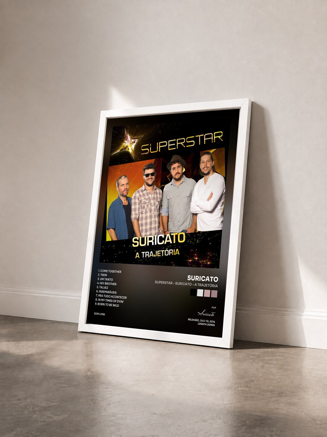 #blanc Tableau de l'album Superstar - Suricato - A Trajetória de Suricato vu de trois quarts, cadre blanc