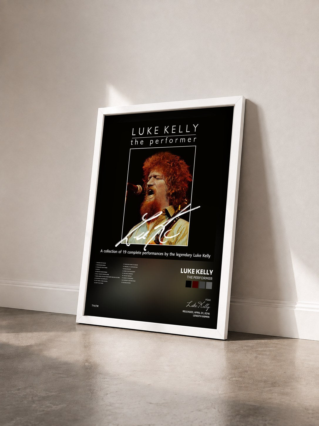 #blanc Tableau de l'album The Performer de Luke Kelly vu de trois quarts, cadre blanc