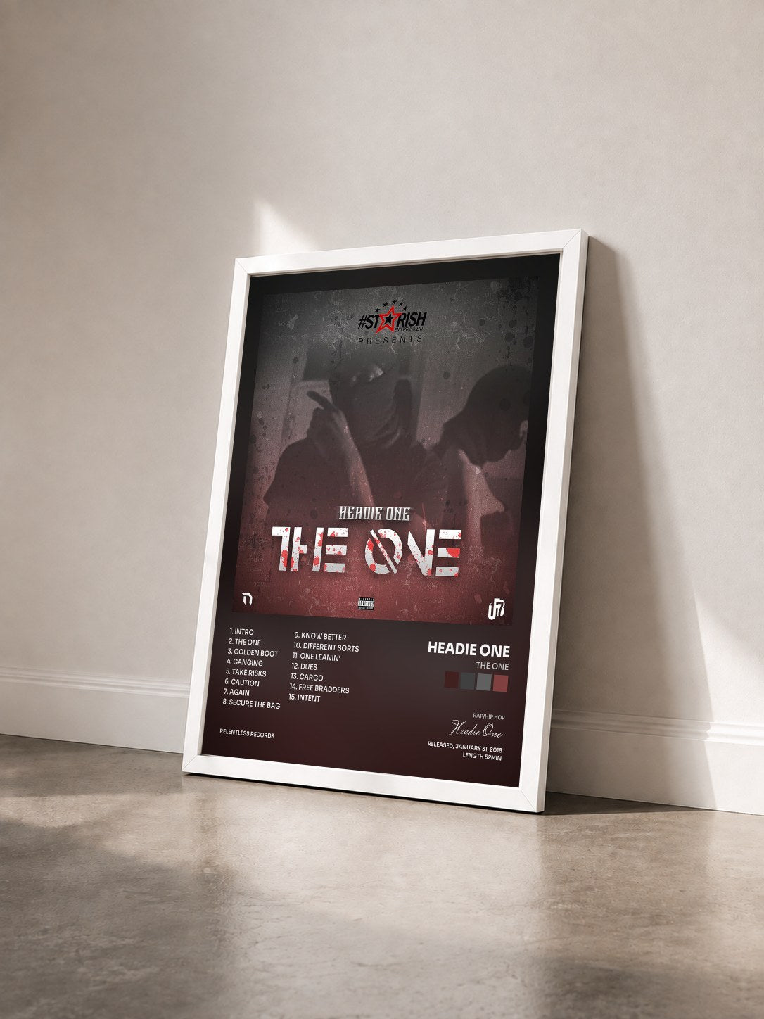 #blanc Tableau de l'album The One de Headie One vu de trois quarts, cadre blanc