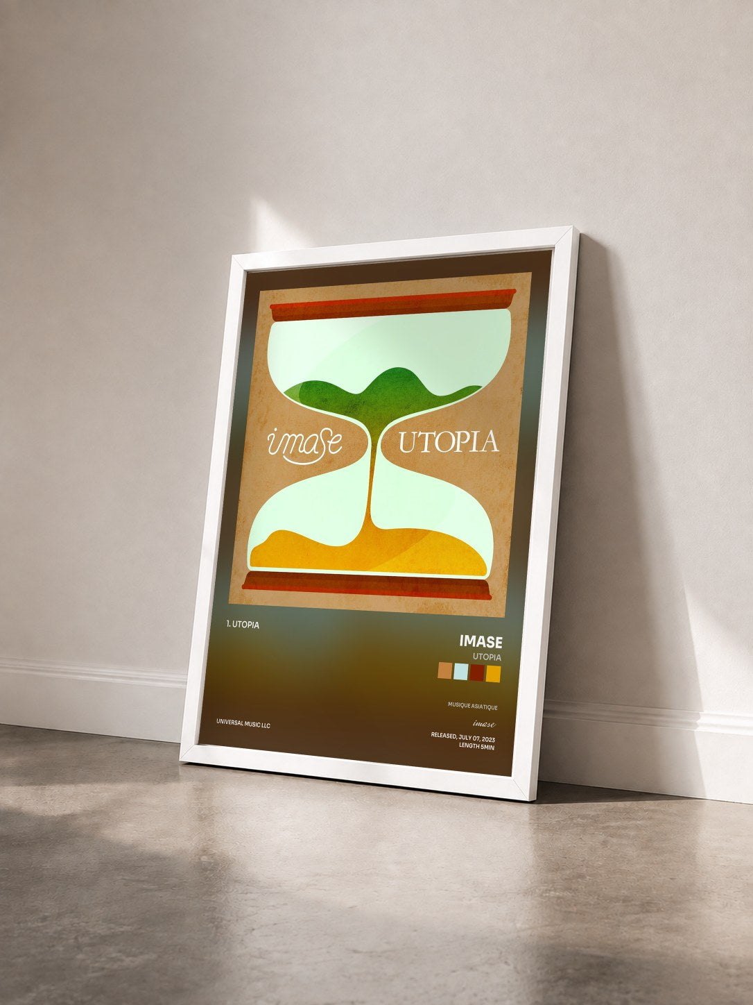 #blanc Tableau de l'album Utopia de imase vu de trois quarts, cadre blanc