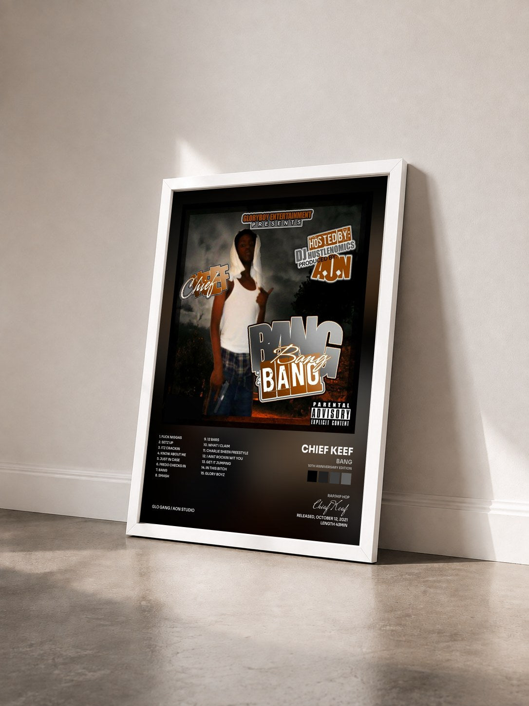 #blanc Tableau de l'album Bang (10th Anniversary Edition) de Chief Keef vu de trois quarts, cadre blanc