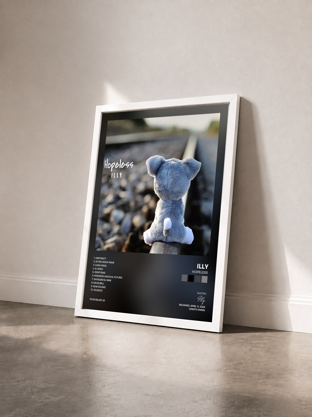 #blanc Tableau de l'album Hopeless de Illy vu de trois quarts, cadre blanc