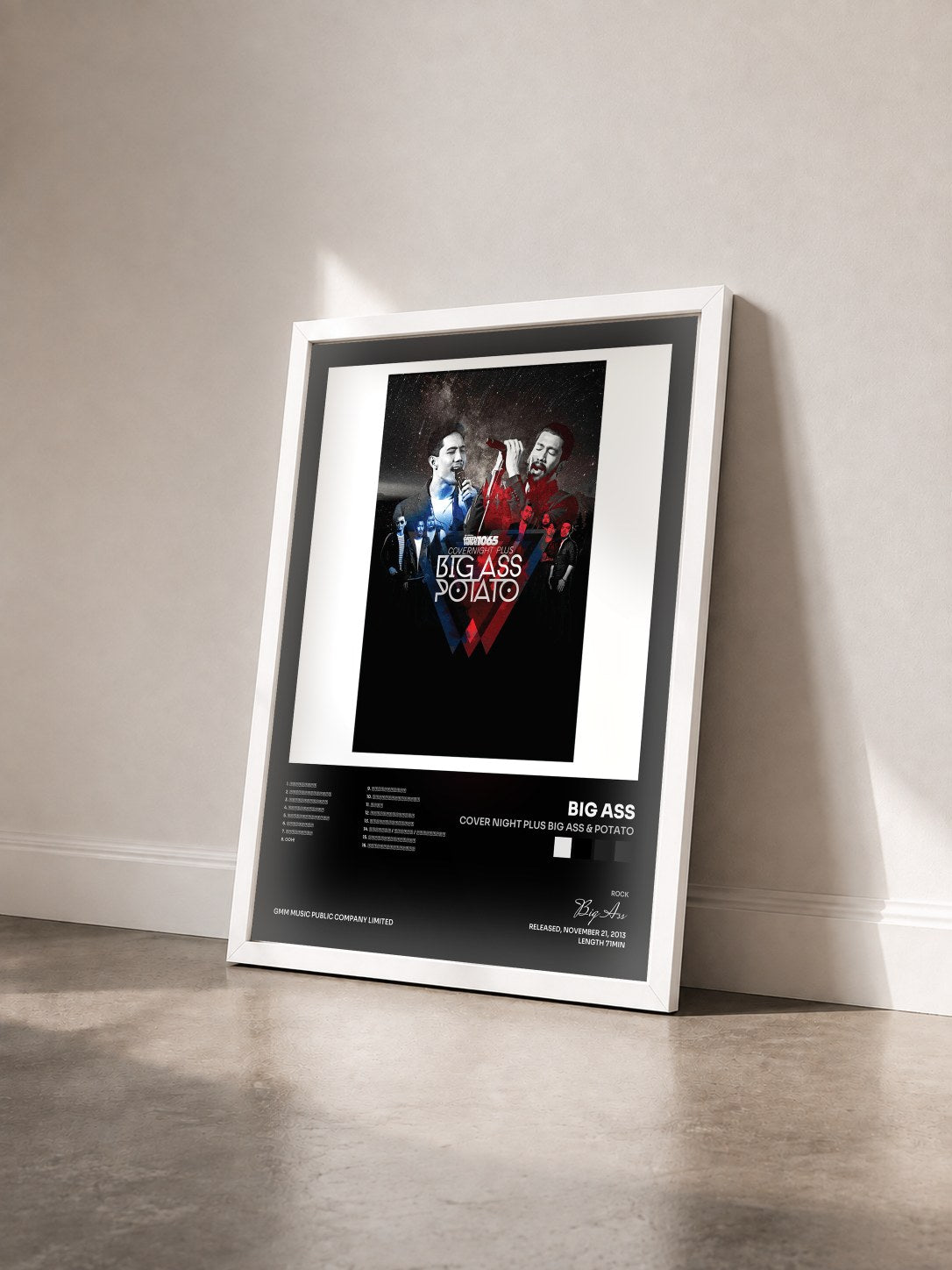 #blanc Tableau de l'album COVER NIGHT PLUS BIG ASS & POTATO de Big Ass vu de trois quarts, cadre blanc