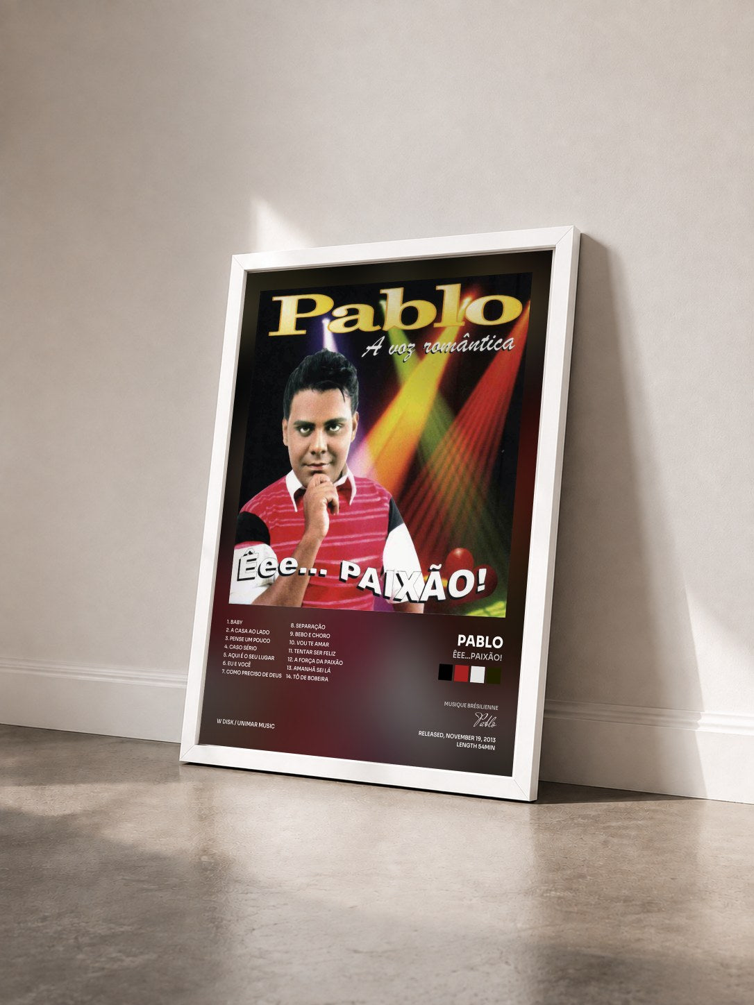 #blanc Tableau de l'album Êee...Paixão! de Pablo vu de trois quarts, cadre blanc