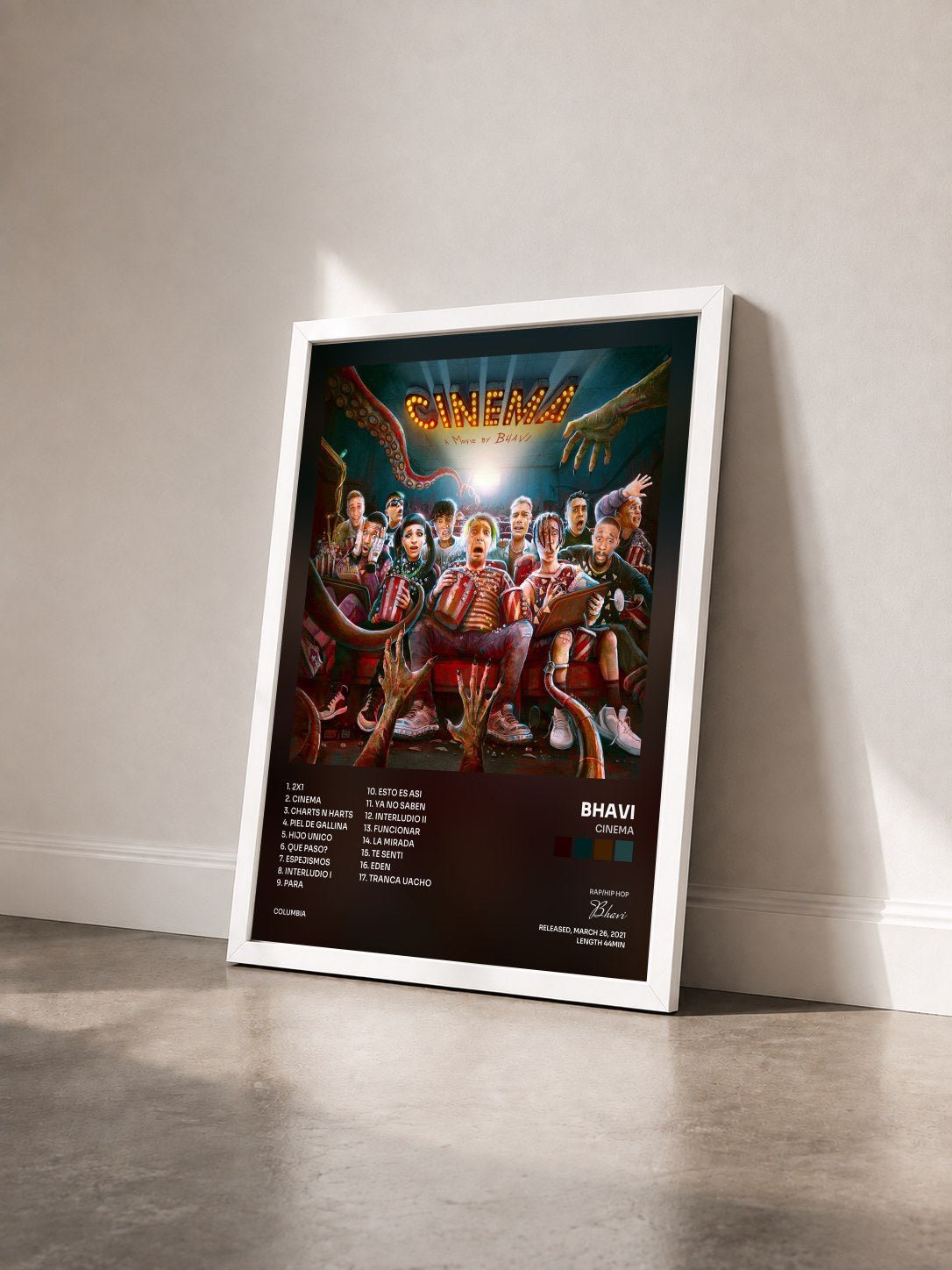 #blanc Tableau de l'album CINEMA de Bhavi vu de trois quarts, cadre blanc