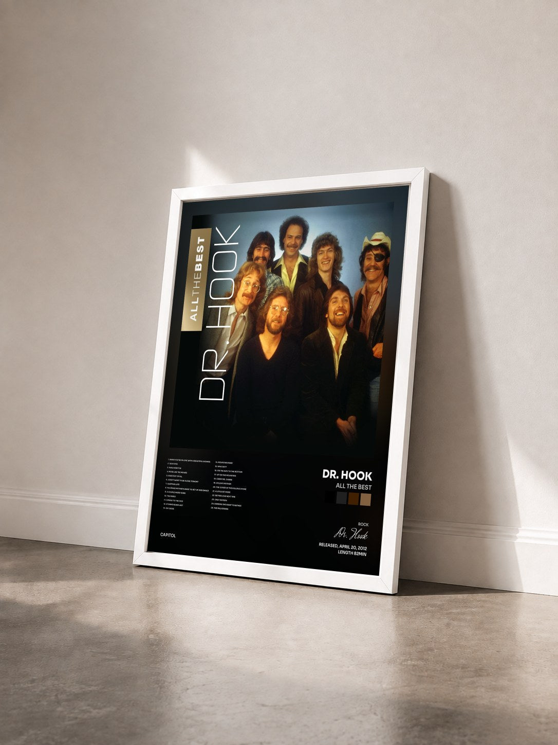 #blanc Tableau de l'album All The Best de Dr. Hook vu de trois quarts, cadre blanc
