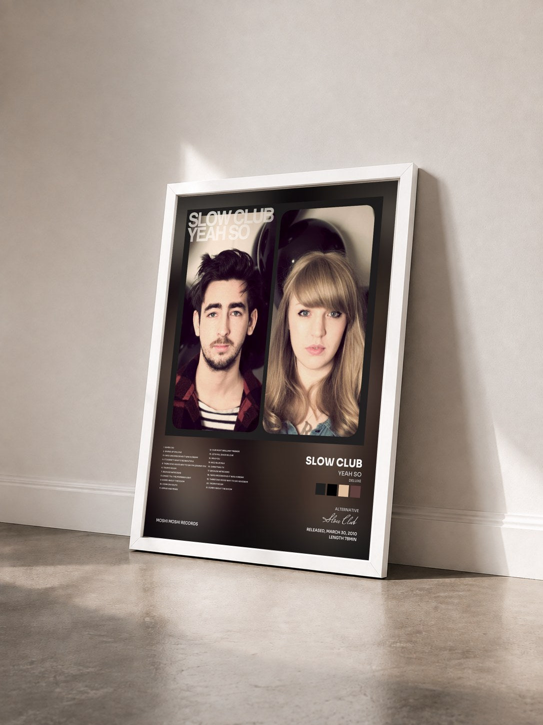 #blanc Tableau de l'album Yeah So (Deluxe) de Slow Club vu de trois quarts, cadre blanc