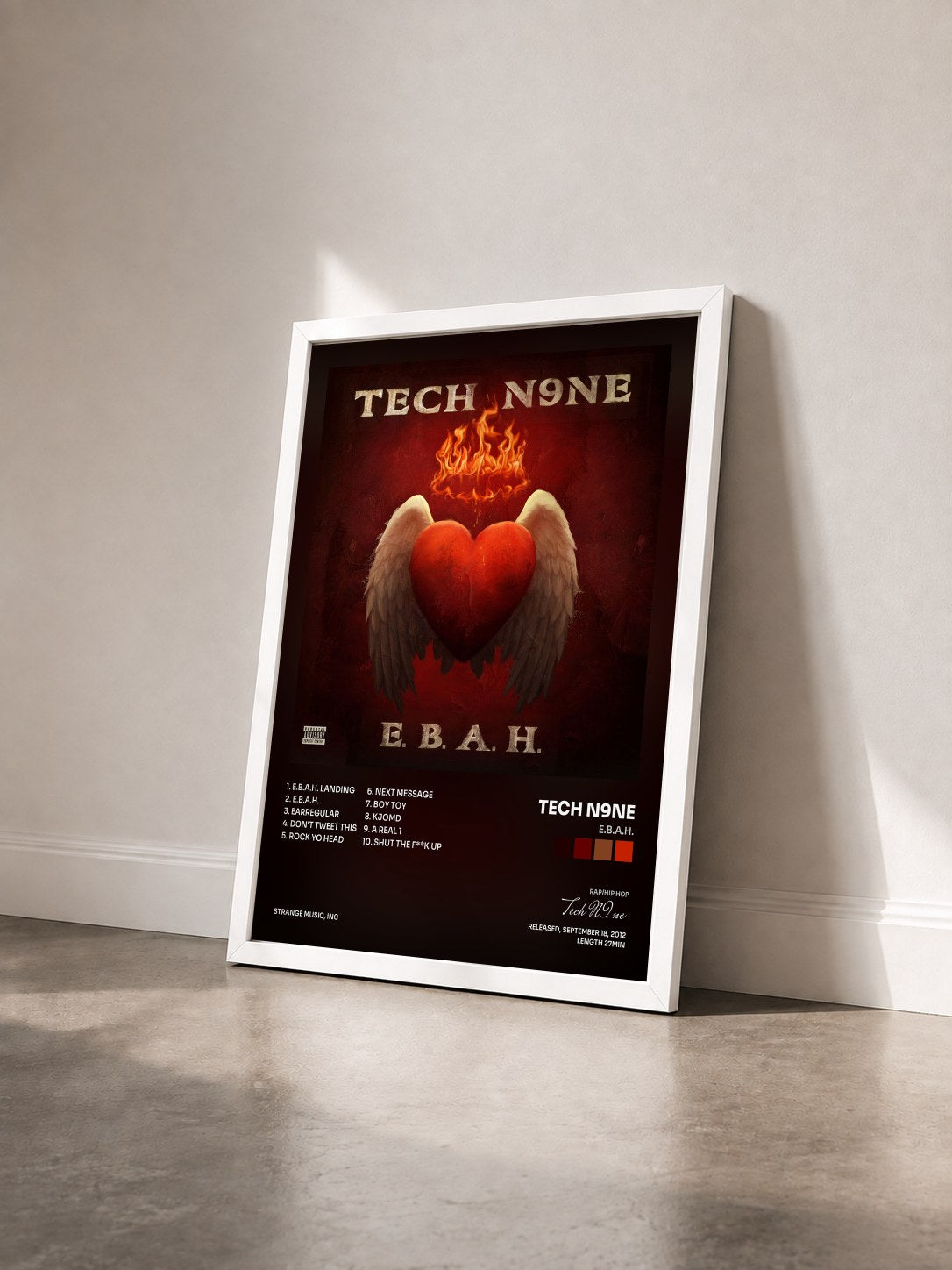 #blanc Tableau de l'album E.B.A.H. de Tech N9ne vu de trois quarts, cadre blanc