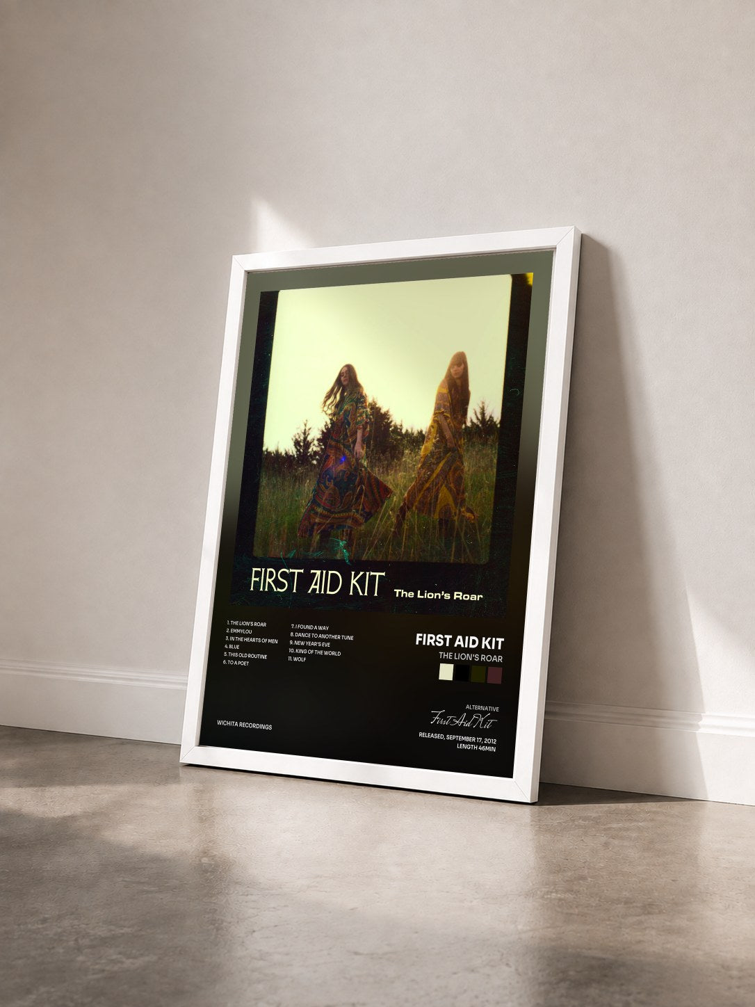 #blanc Tableau de l'album The Lion's Roar de First Aid Kit vu de trois quarts, cadre blanc
