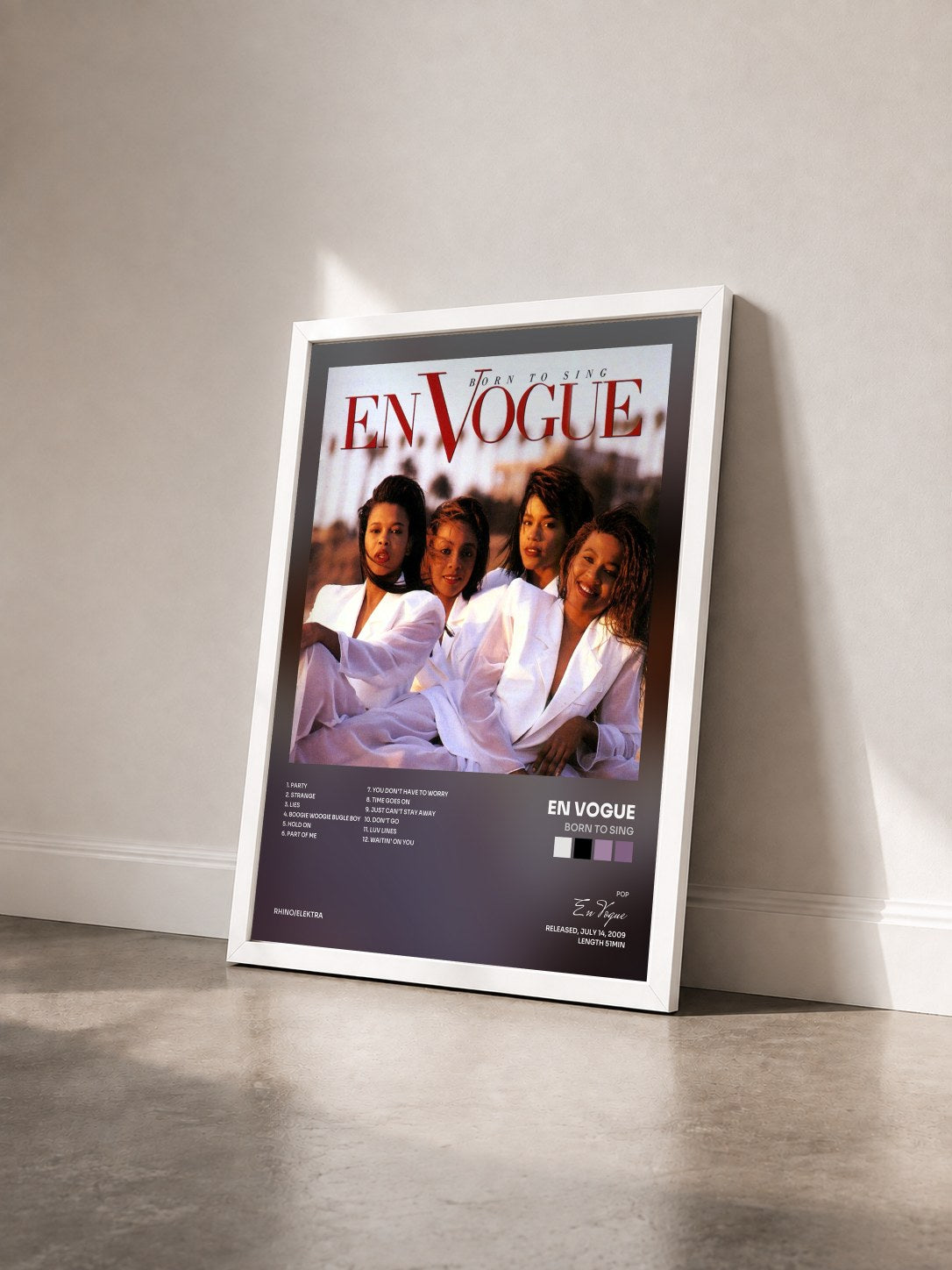 #blanc Tableau de l'album Born to Sing de En Vogue vu de trois quarts, cadre blanc
