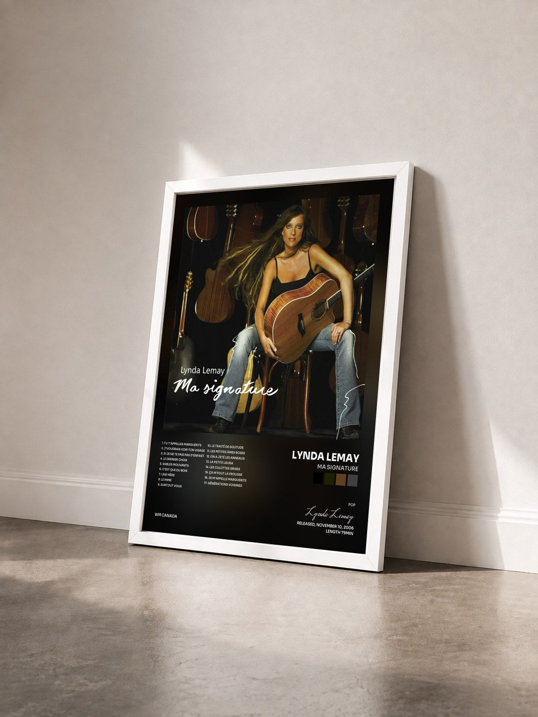 #blanc Tableau de l'album Ma signature de Lynda Lemay vu de trois quarts, cadre blanc